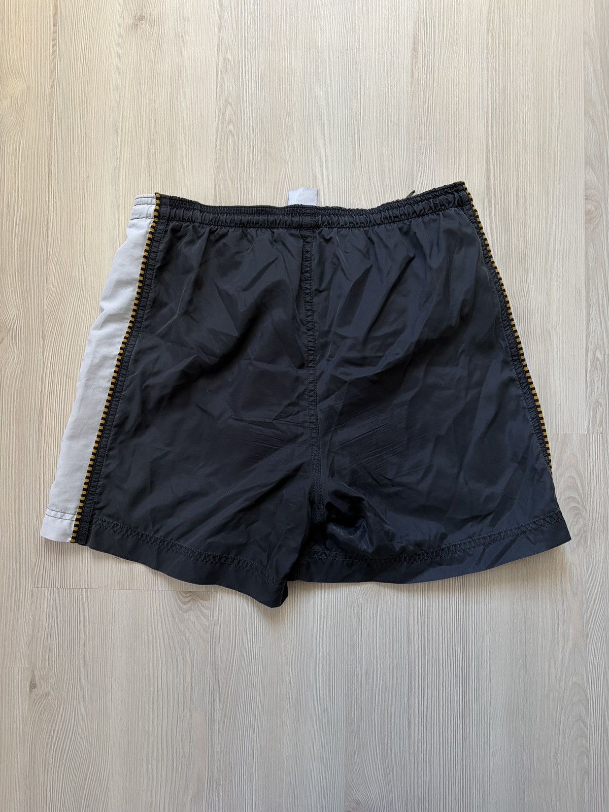 Puma Puma King Vintage Nylon Shorts Size US 32 / EU 48 - 7 Thumbnail