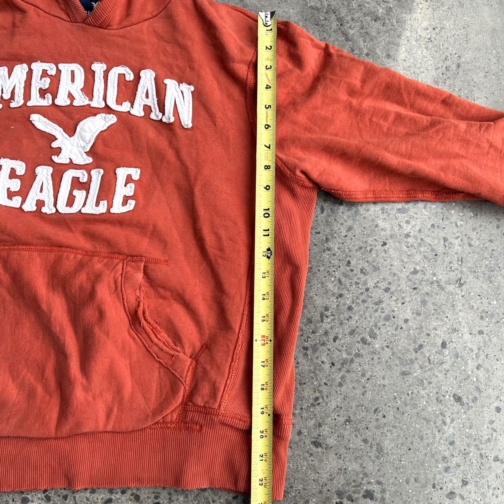 American Eagle Outfitters VINTAGE American Eagle Outfitters Hoodie Pullover Mens M Orange Graphic Print Kangaroo Pocket Embroidered Logo 01977 Size US M / EU 48-50 / 2 - 6 Thumbnail