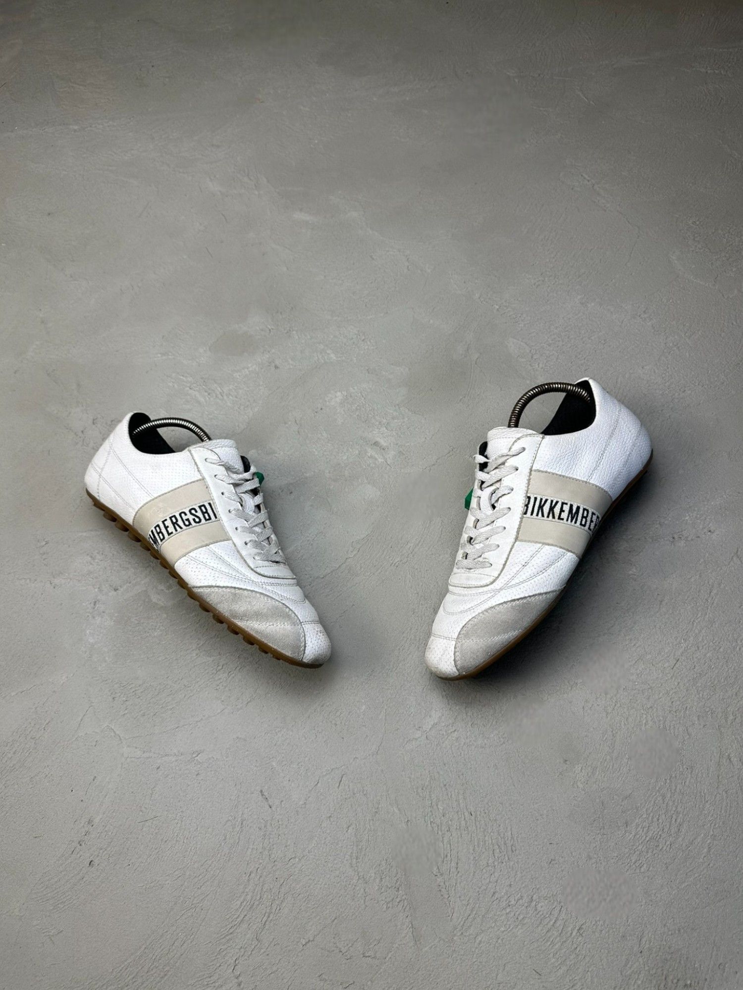 靴 DIRK BIKKEMBERGS FOOTBALL SHOES Y2K 00's Bikkembergs Shoes Football Shoes (37EU) – Bintagged