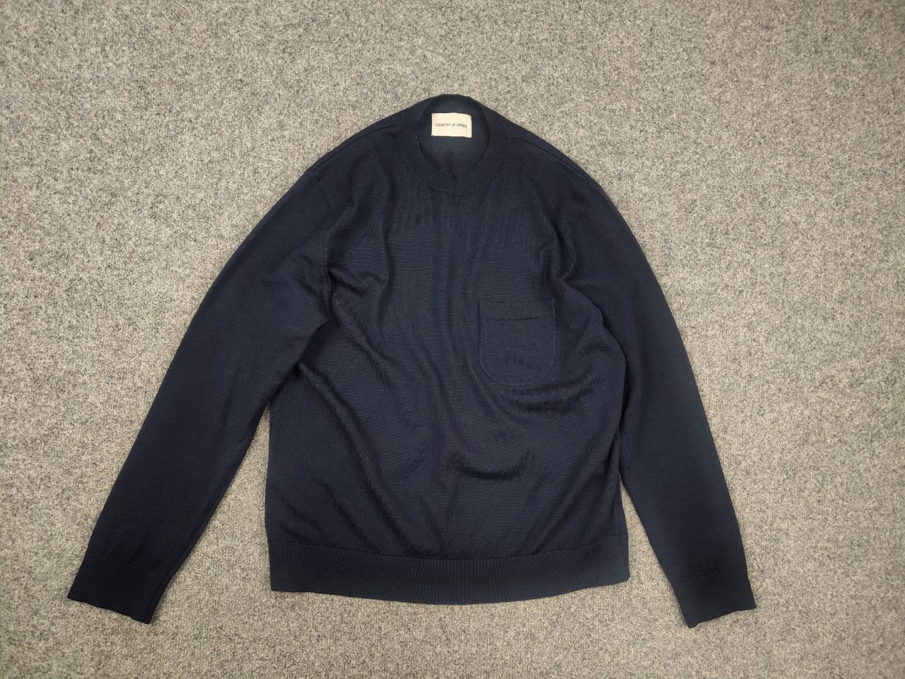 Other Country Of Origin Design merino wool Mynymalistic sweater Size US L / EU 52-54 / 3 - 9 Thumbnail