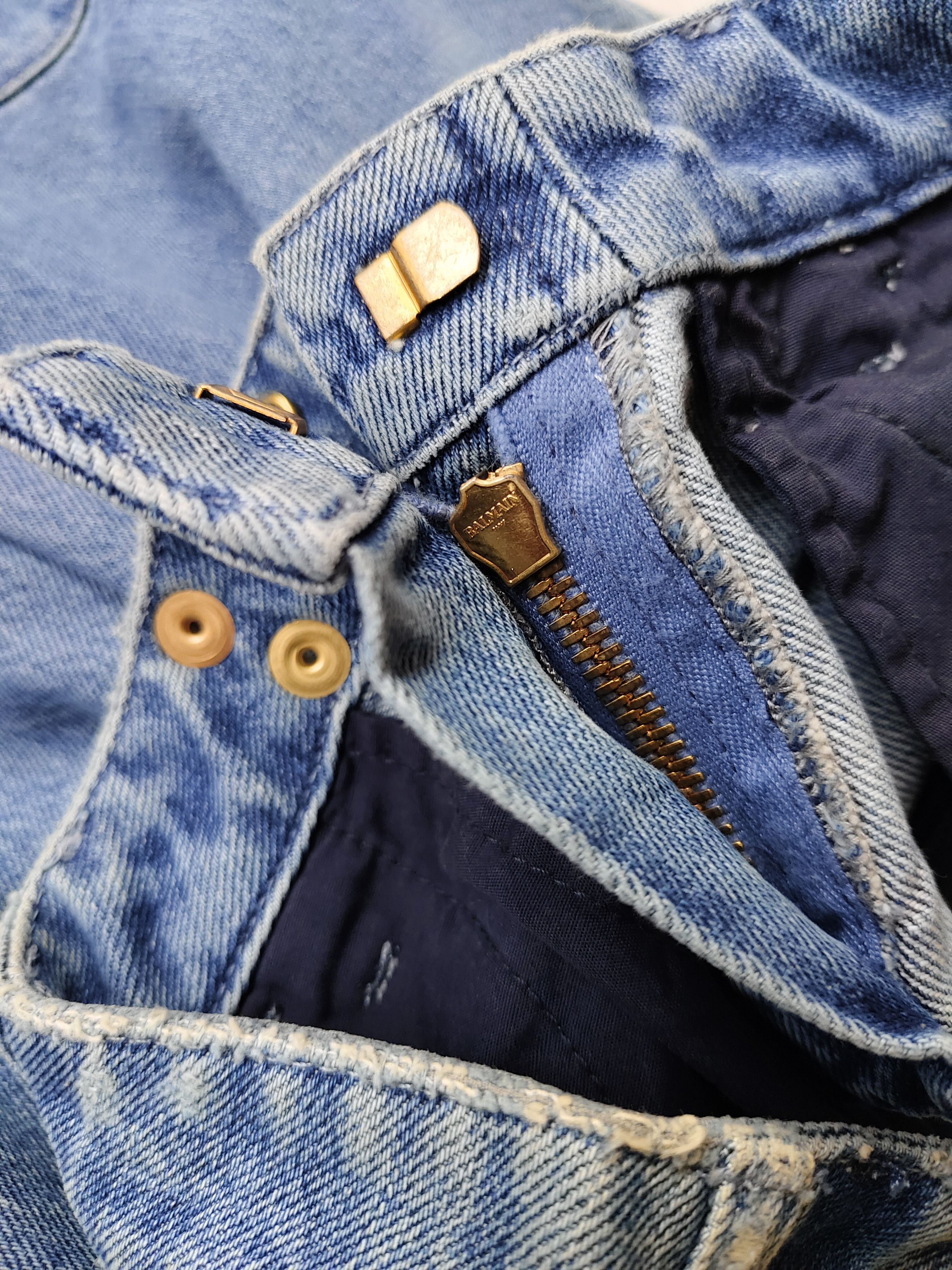 Balmain GRAIL🔥Balmain Distressed Cropped Bikers Jeans Size 28" / US 6 / IT 42 - 7 Thumbnail