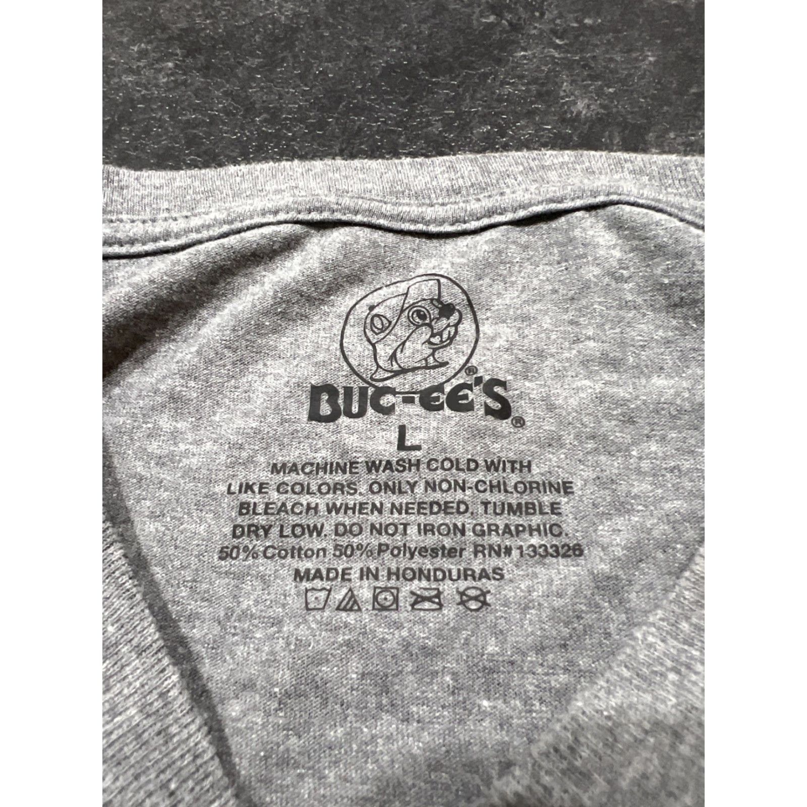 Vintage Buc-ee's Gray Truck Graphic Short Sleeve Crew Neck Shirt Mens Large Novelty T-Shirt Size US L / EU 52-54 / 3 - 7 Thumbnail