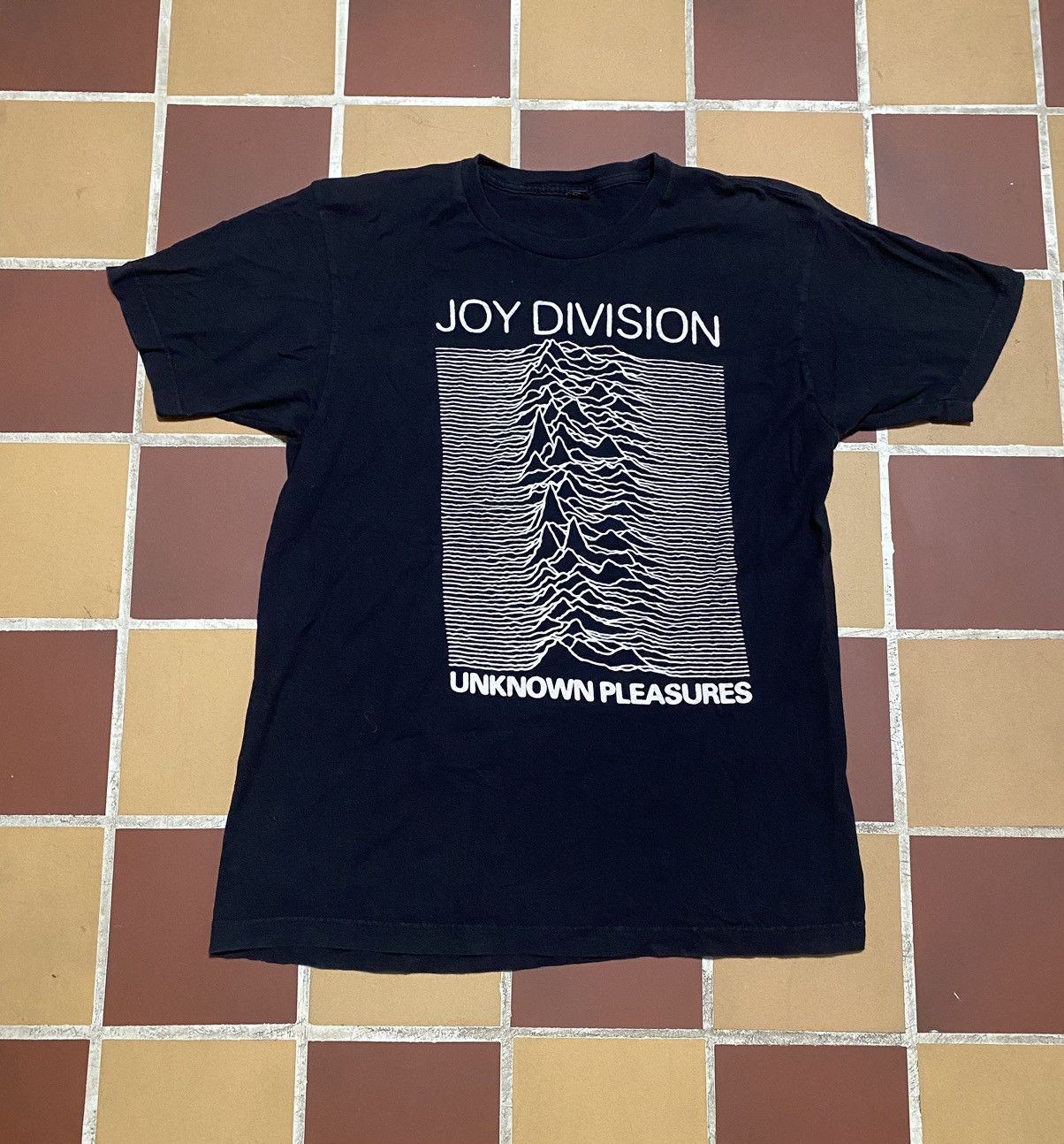 Band Tees × Vintage Vintage Joy Division Unknown Pleasures Shirt Size US L / EU 52-54 / 3 - 1 Thumbnail