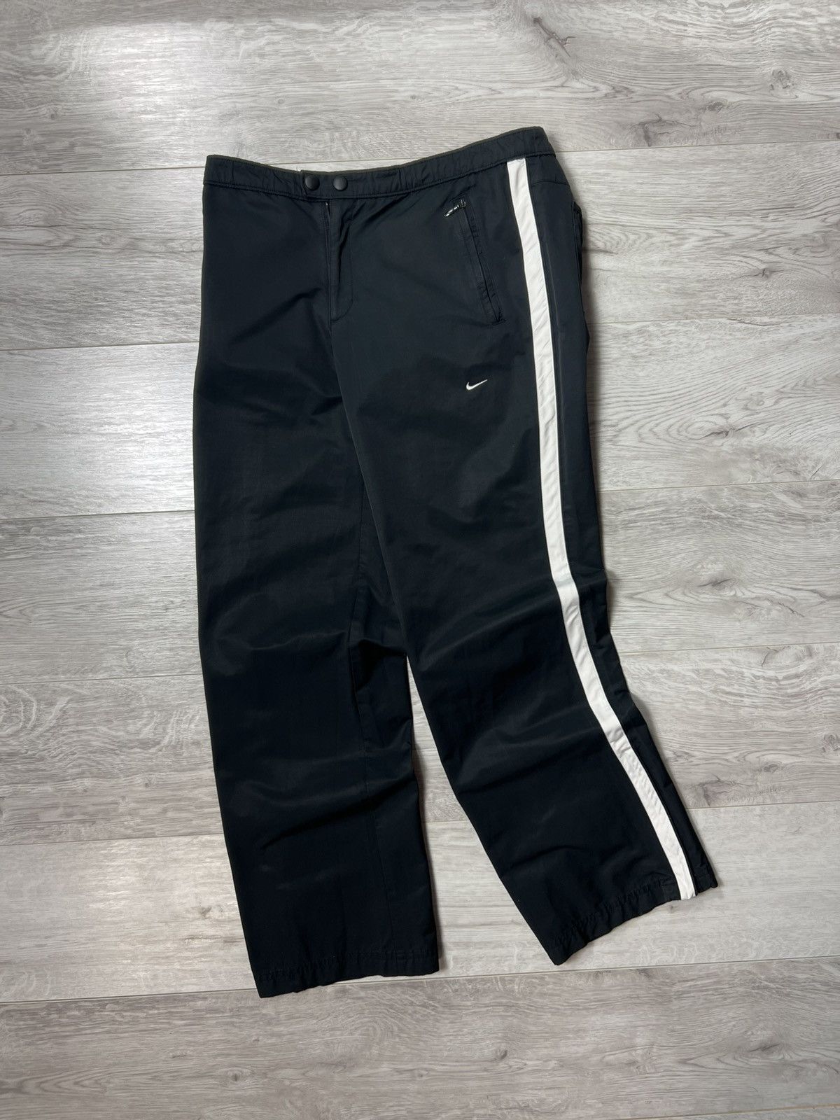 Nike Vintage Nike Athletic Nylon Track Pants Women’s Sweatpants Size 26" / US 2 / IT 38 - 1 Thumbnail