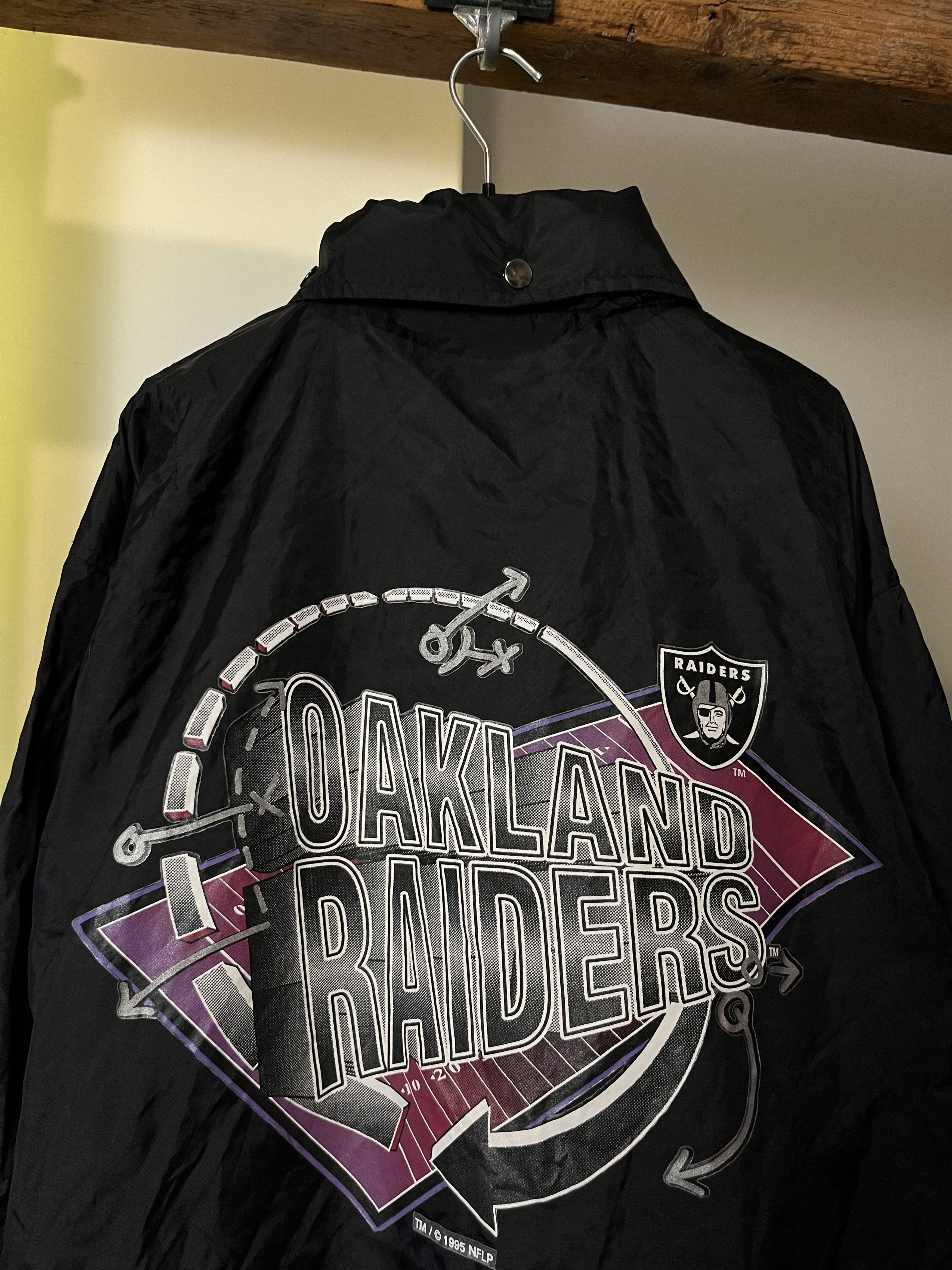 NFL × Vintage 1995 Oakland Raiders NFL Light Jacket Size US XL / EU 56 / 4 - 5 Thumbnail
