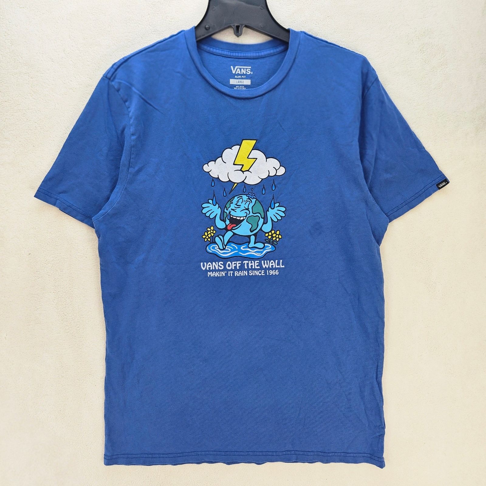 Vans VANS MEN'S LARGE SLIM FIT TSHIRT OFF THE WALL MAKIN IT RAIN Size US L / EU 52-54 / 3 - 1 Thumbnail