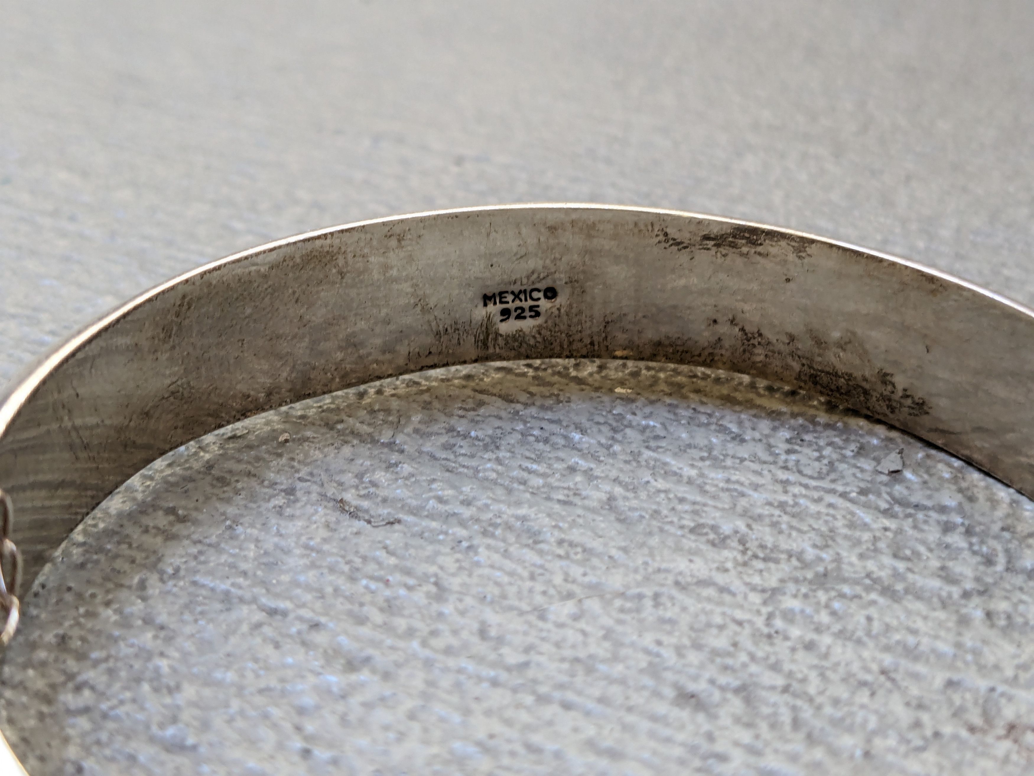 Jewelry Vintage Sterling Silver Bracelet Bangle Hinge Clamper Mexico Size ONE SIZE - 2 Thumbnail