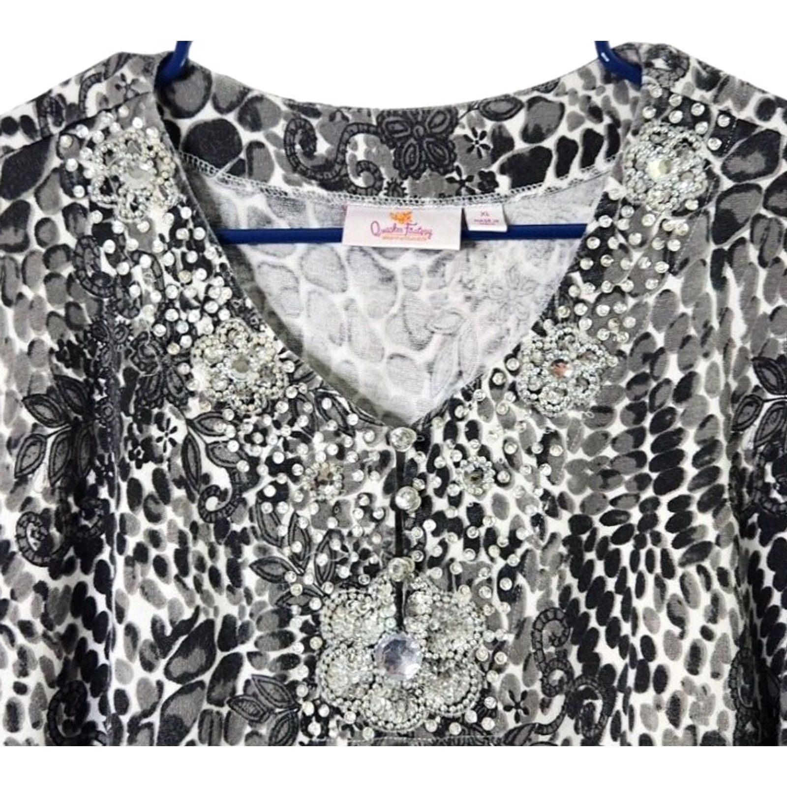 Quacker Factory Quacker Factory Womens XL Top Blouse 3/4 Sleeve Beaded Floral Cotton Gray Size XL / US 12-14 / IT 48-50 - 3 Thumbnail