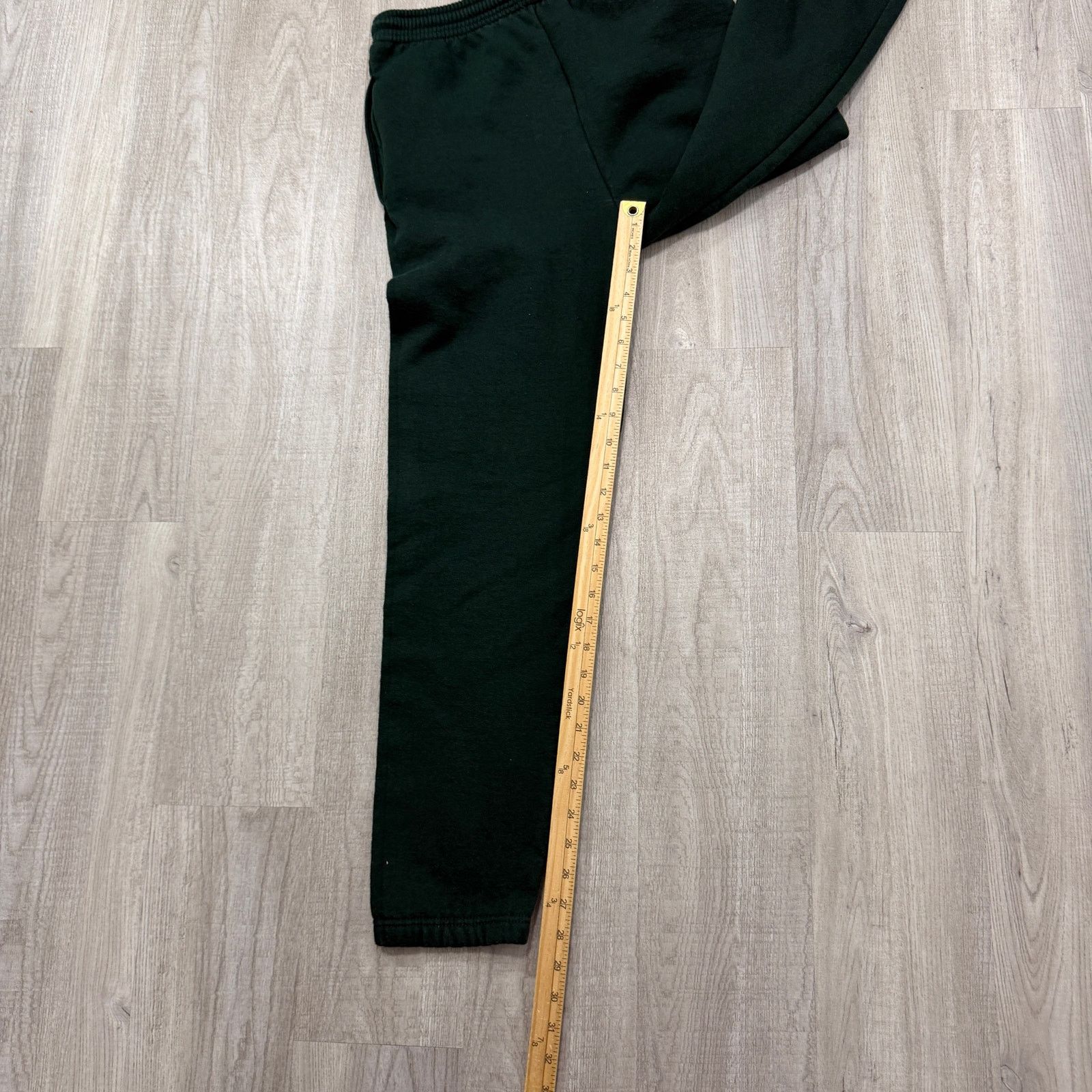 Vintage Vintage BVD Sweatpants Men's Medium Green Cuffed Joggers Size US 30 / EU 46 - 8 Thumbnail