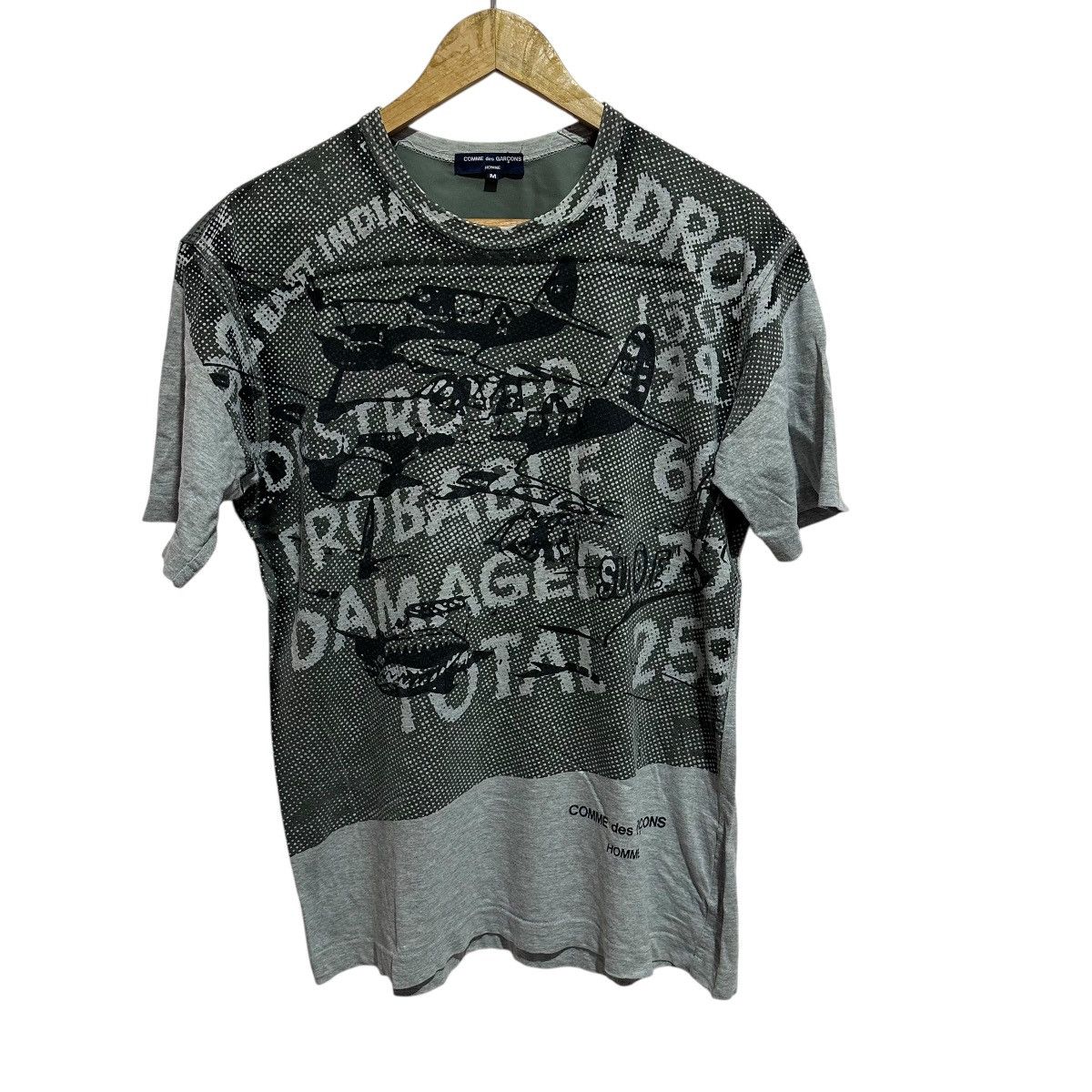 Comme des Garcons Homme COMME des GARÇONS HOMME Military Graphic Mesh T-Shirt Grey M Size US M / EU 48-50 / 2 - 1 Thumbnail