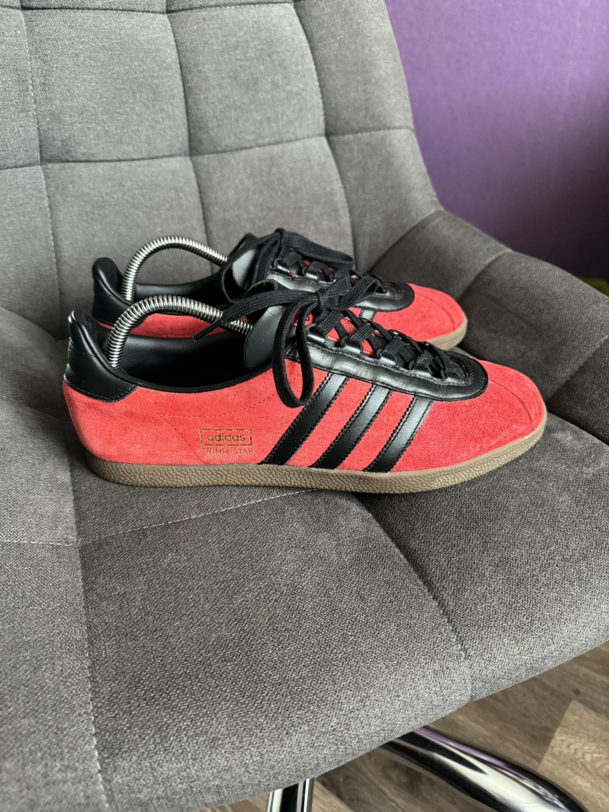 image of 1990X Clothing x Adidas Trimm Star OG City Series Sneakers G97294 in Red, Men's