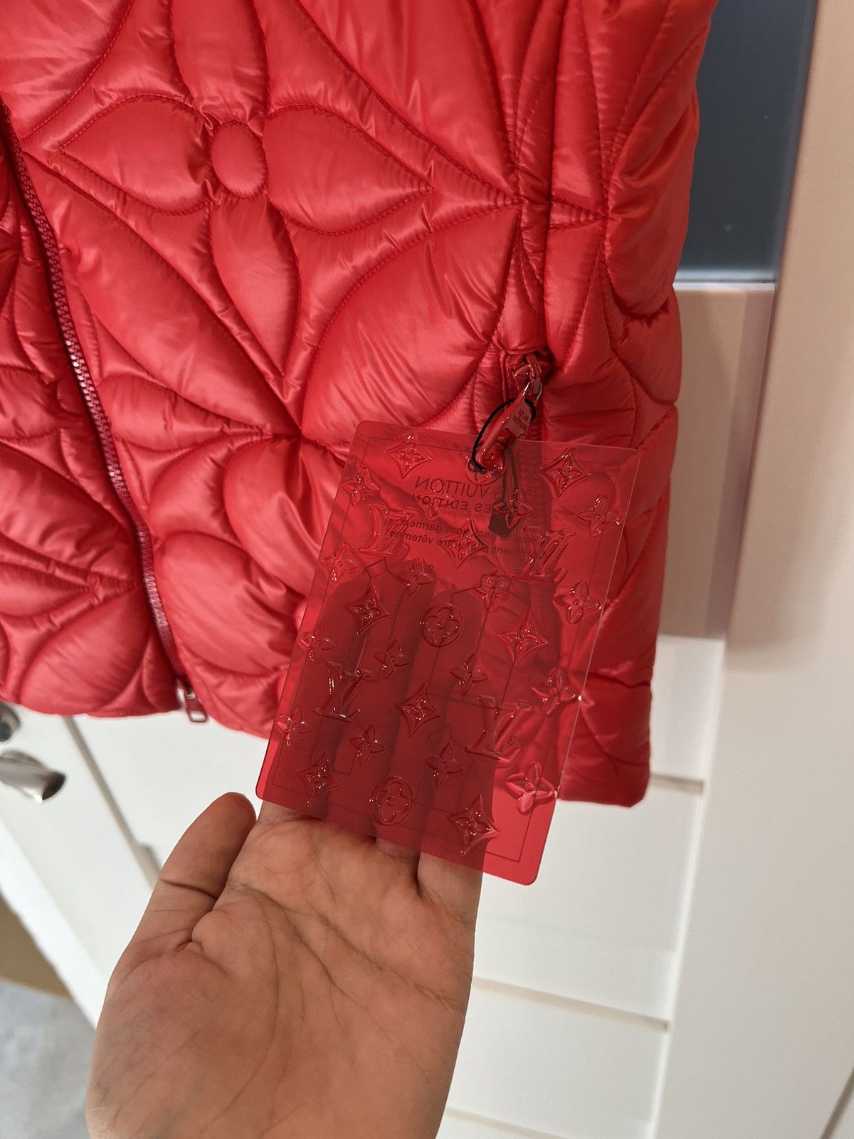 Louis Vuitton Louis Vuitton Padded Flower Gilet SS22 Size US M / EU 48-50 / 2 - 4 Thumbnail
