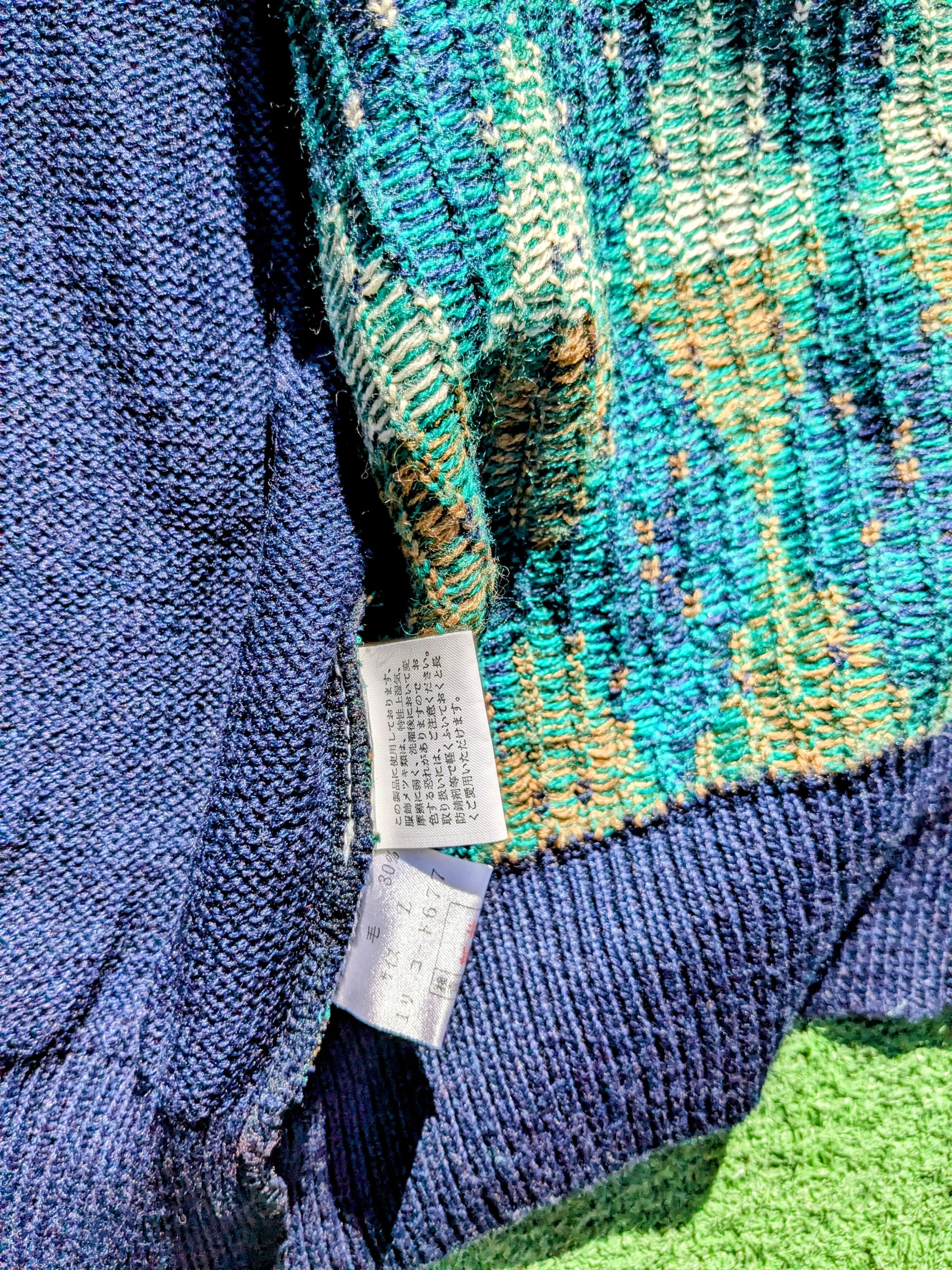 Vintage Vintage Pinion Japan Argyle Petite Cardigan Top Sweater EUC Size L / US 10 / IT 46 - 6 Thumbnail