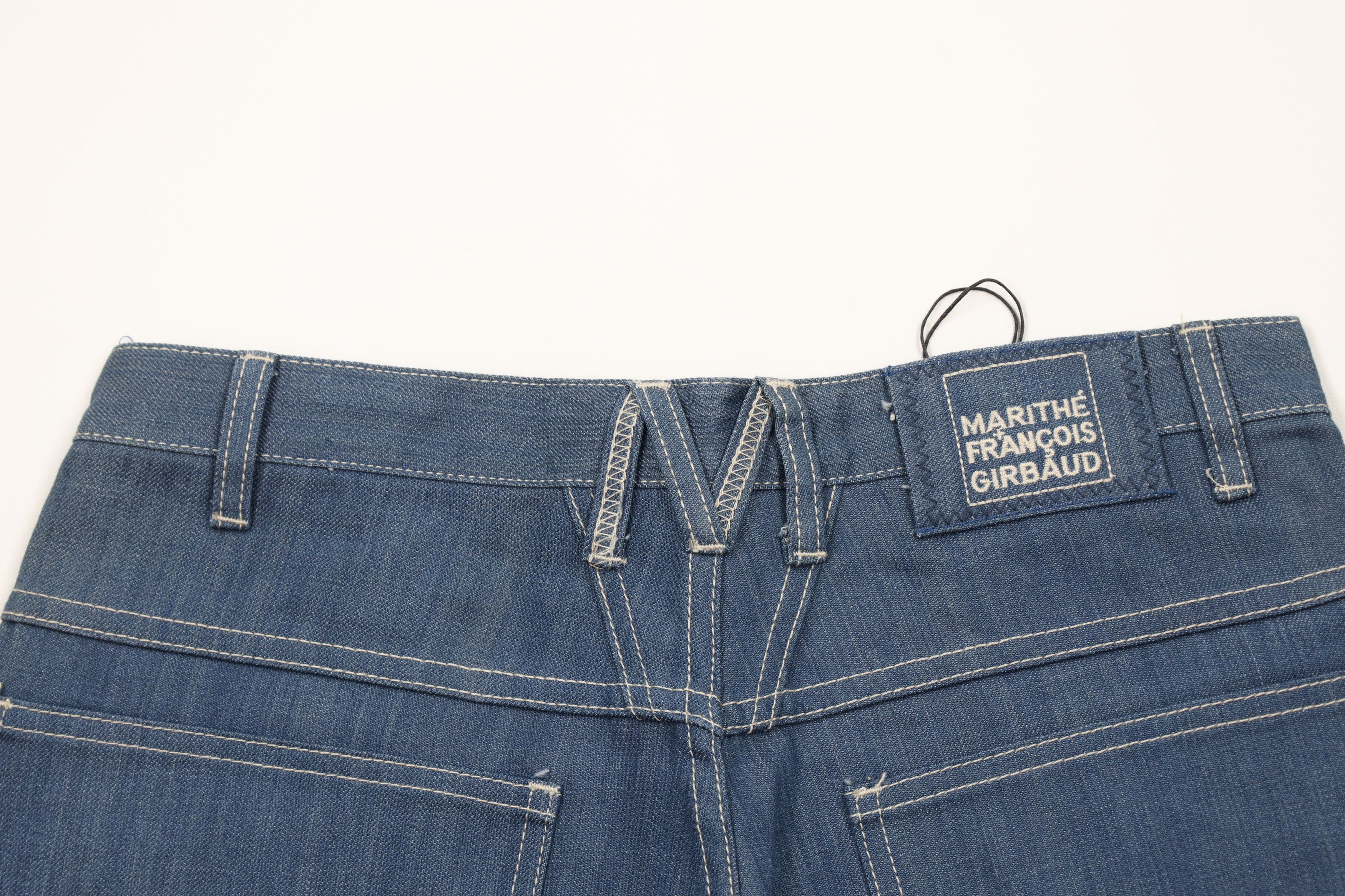 Marithe + Francois Girbaud × Vintage Deadstock Vintage 90s Marithe Francois Girbaud Jean Shorts Size US 32 / EU 48 - 13 Thumbnail