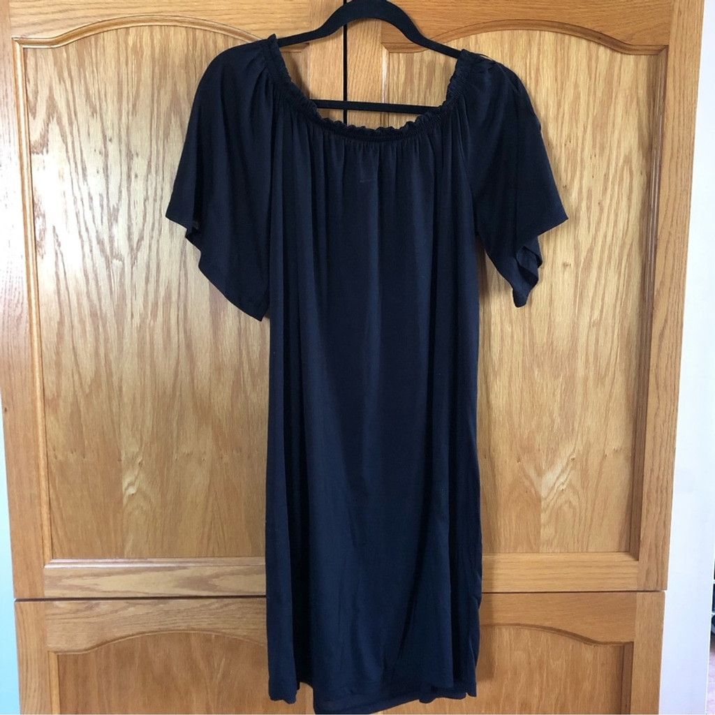 H&M Loose fit black medium top Size M / US 6-8 / IT 42-44 - 1 Thumbnail