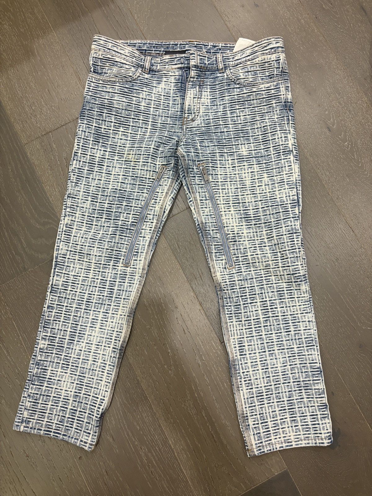 Givenchy Givenchy 4G Monogram Jacquard Zip-Detail Jeans - Ice Blue Size US 34 / EU 50 - 1 Thumbnail