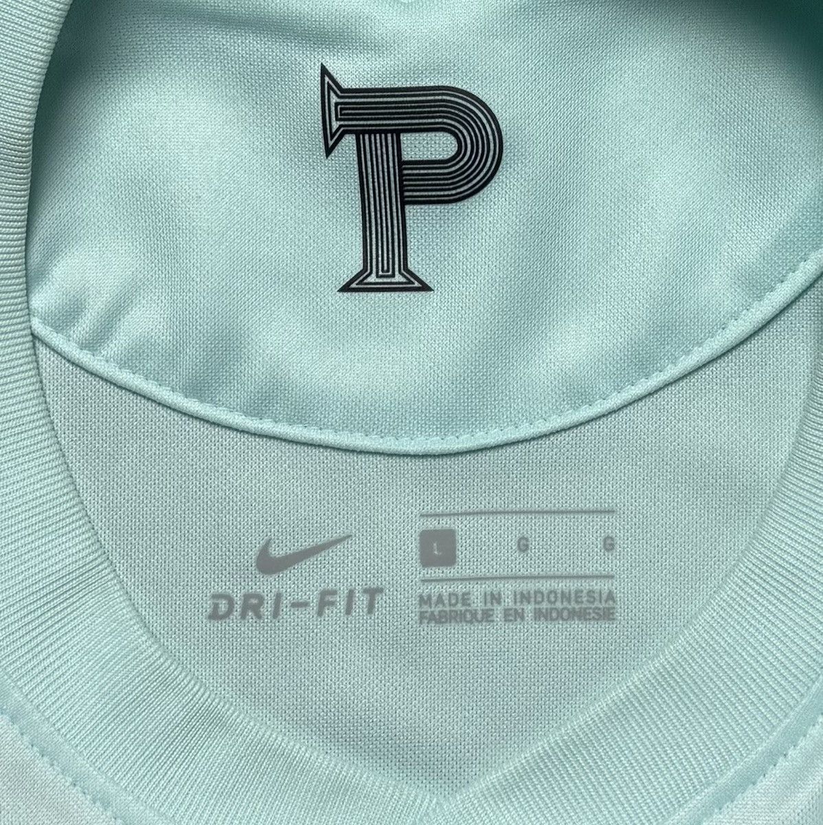Nike Portugal 2020 2021 Away Football Shirt Soccer Jersey Nike Size US L / EU 52-54 / 3 - 11 Thumbnail