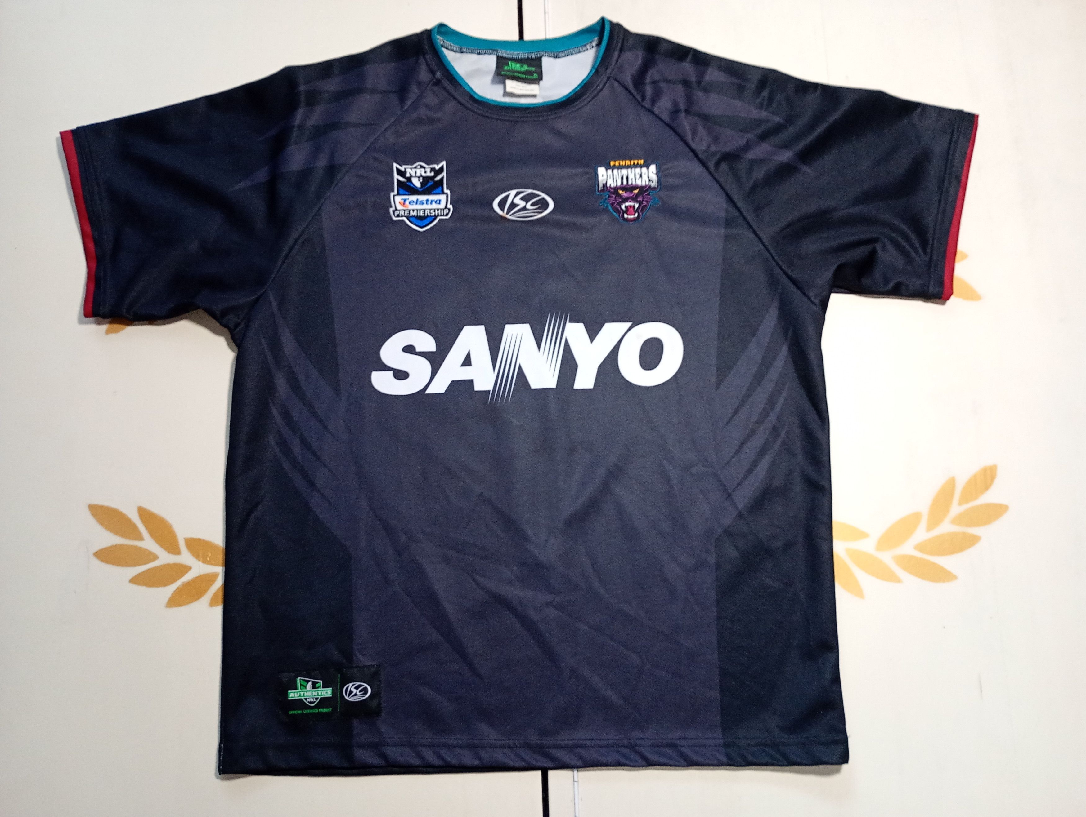Vintage Penrith Panthers NRL Rugby Shirt 10 Tony Ferguson 2010 Size US XL / EU 56 / 4 - 1 Thumbnail