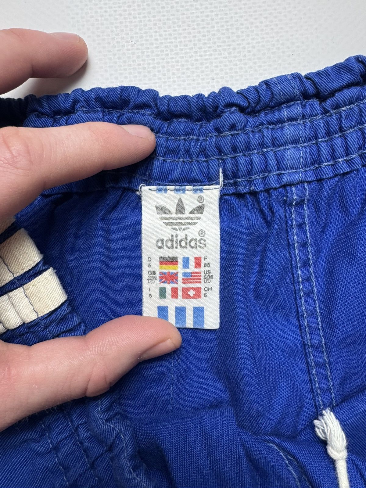 Adidas Vintage 80s Adidas Yugoslavia Cotton Sprinter Shorts — Blue Size US 33 - 5 Thumbnail