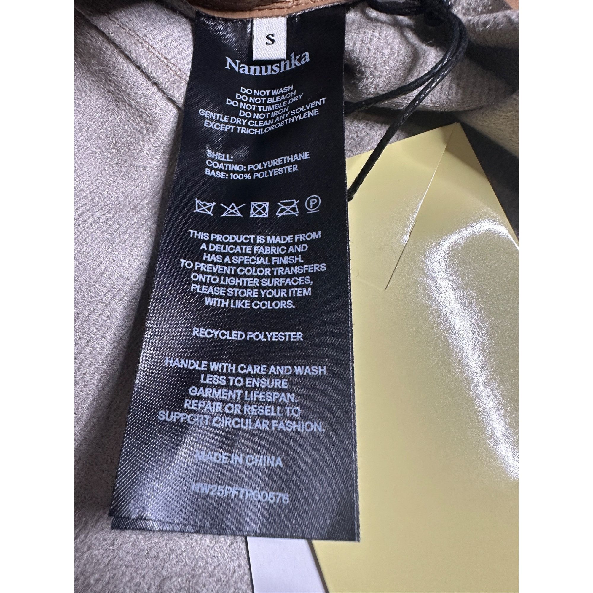 Nanushka Nanushka CLARE Okobor™Alt-Leather Shirt Button Up Short Slee Size S / US 4 / IT 40 - 4 Thumbnail