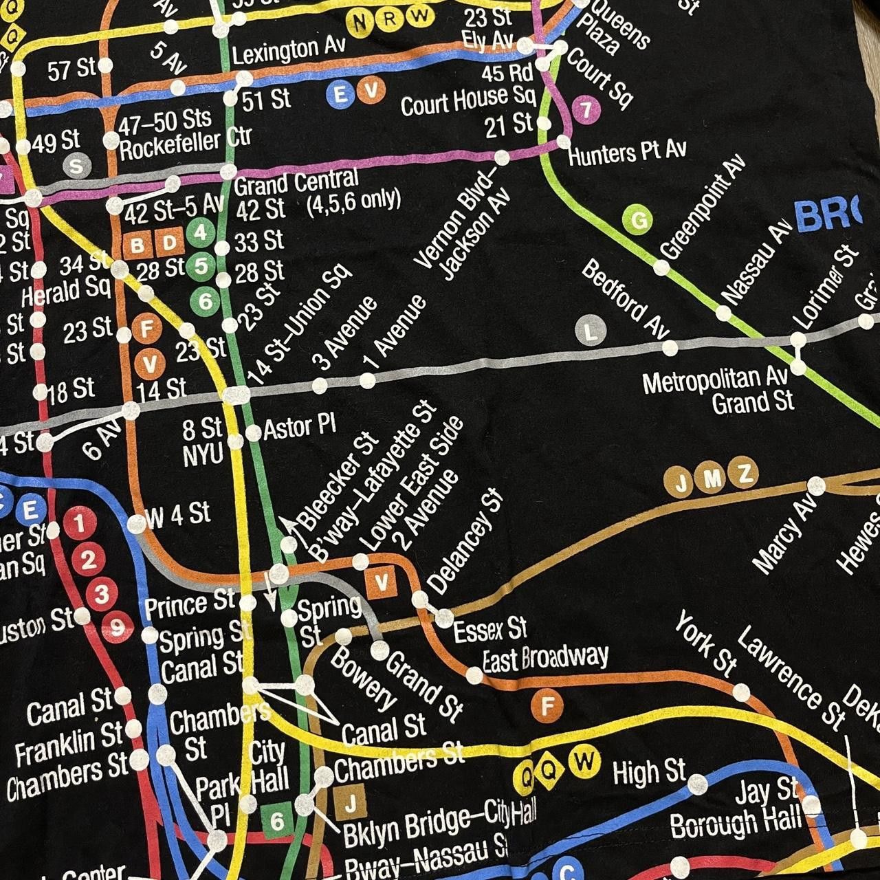 Designer 90s NYC Subway Map Line Black Vintage tee Size US XL / EU 56 / 4 - 3 Thumbnail
