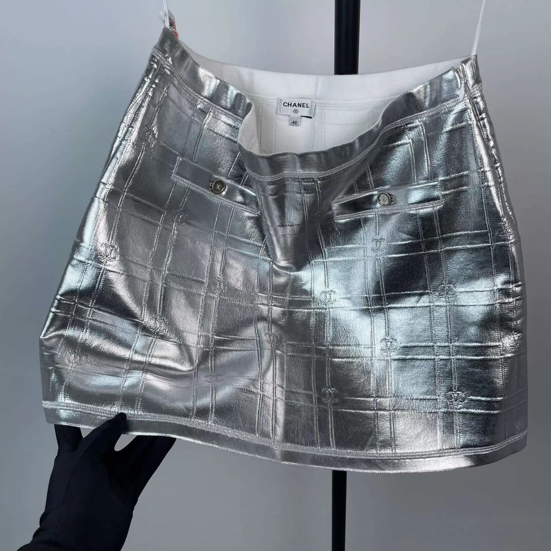 Chanel Chanel 25c Runway Quilted Silver Logo Skirt Size 40 Size 28" / US 6 / IT 42 - 5 Thumbnail