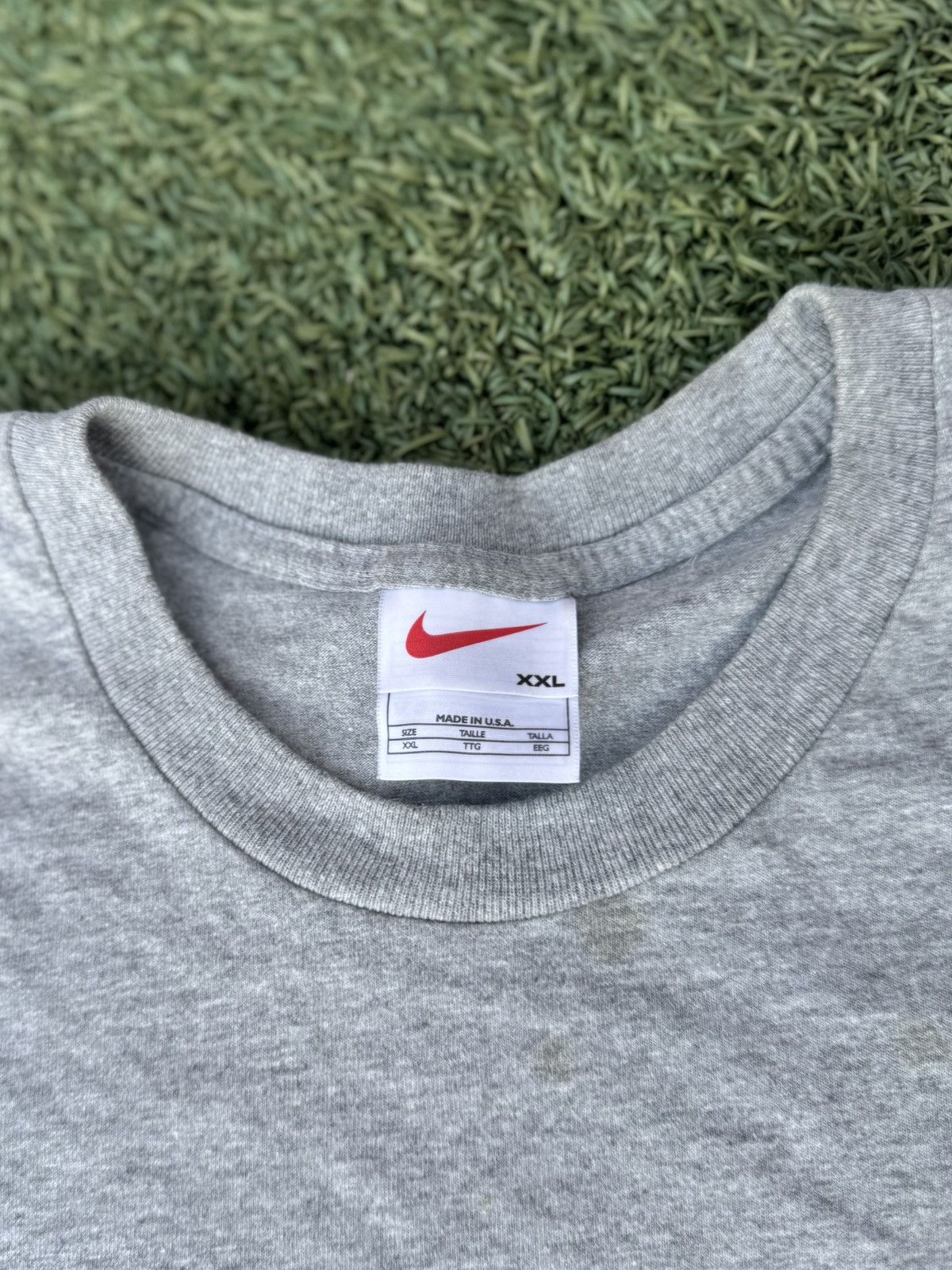 Nike Vintage 90s Nike Gray Pocket Tee T Shirt White Tag XXL USA Size US XXL / EU 58 / 5 - 5 Thumbnail