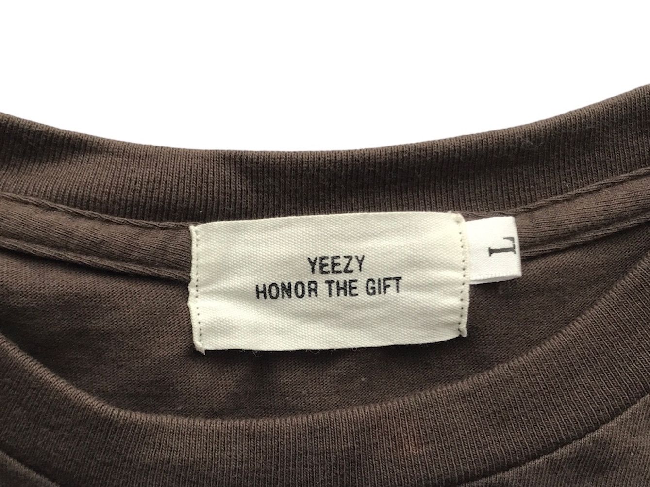 Honor the Gift YEEZY x HONOR THE GIFT GREETINGS PRINTED T-SHIRT Size US L / EU 52-54 / 3 - 3 Thumbnail