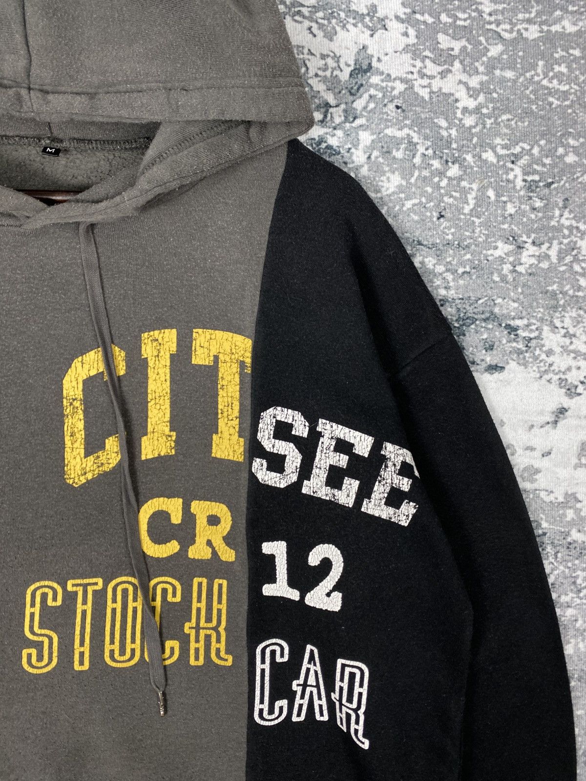Japanese Brand Vintage Japanese Brand Pullover Hoodies Size US M / EU 48-50 / 2 - 3 Thumbnail