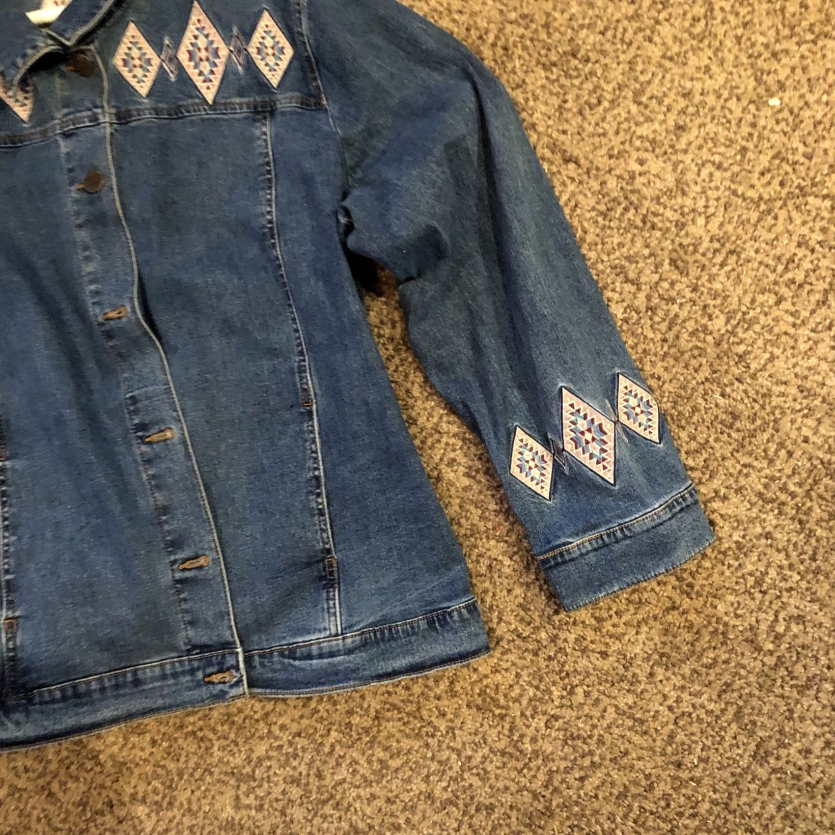 Vintage VINTAGE Koret Embroidered Jacket Southwestern Diamond Design Plus Size 20W Woman Blue Cotton Blend Shirt Womens Size 42" / US 20 - 4 Thumbnail