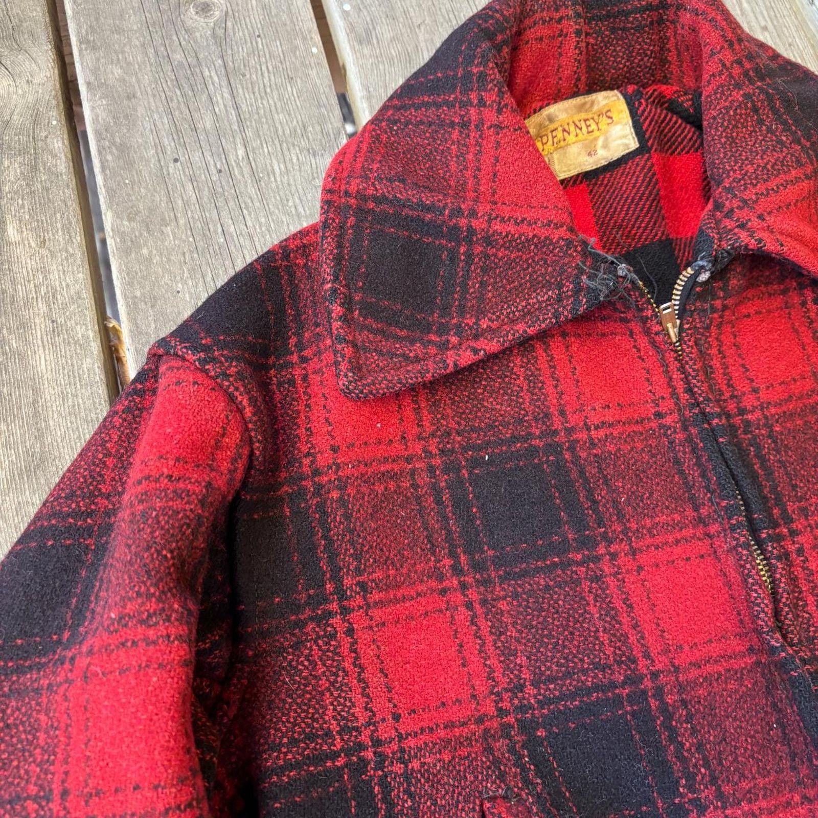 Vintage Red and black 1960s plaid wool flannel penney's winter coat Size US L / EU 52-54 / 3 - 3 Thumbnail