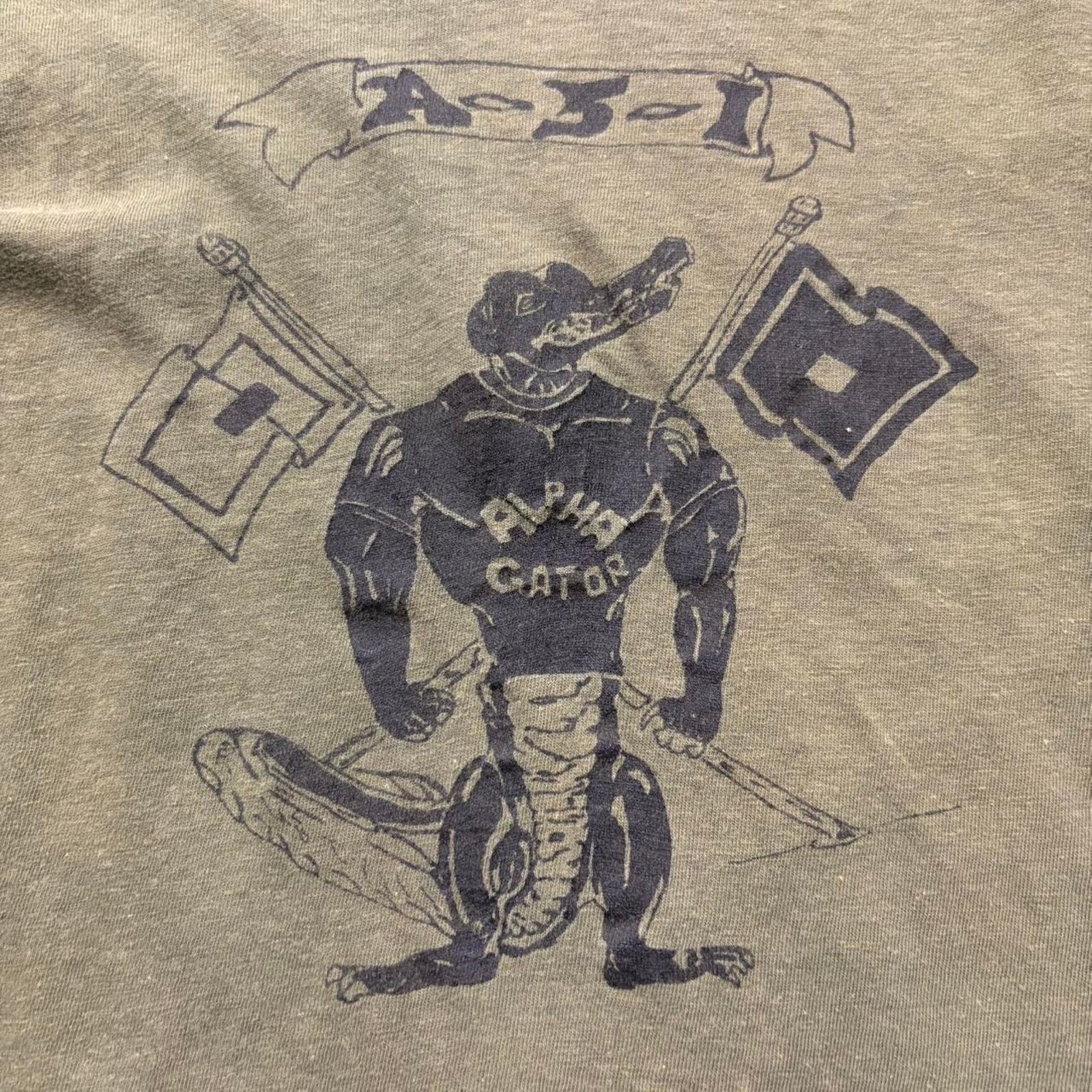 Vintage Crazy Vintage 70s Alpha Gator Military Graphic T Shirt Size US M / EU 48-50 / 2 - 5 Thumbnail