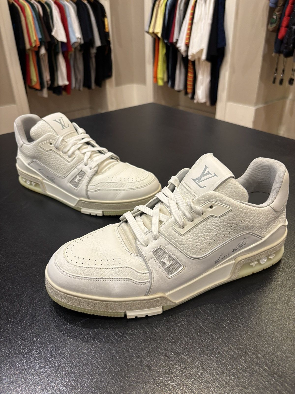 Louis Vuitton Louis Vuitton Trainer White Size US 9.5 / EU 42-43 - 1 Thumbnail