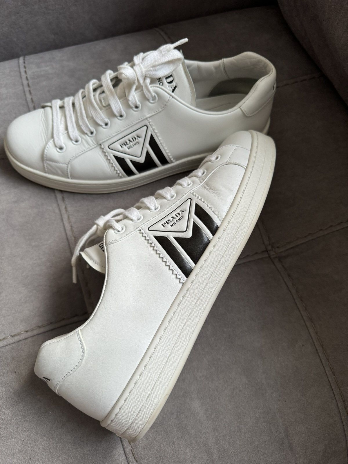 Prada Prada men sneakers SZ UK8 study insole measurements in photo Size US 9.5 / EU 42-43 - 2 Thumbnail