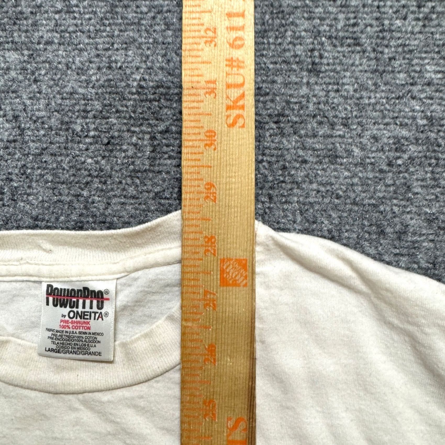 Vintage VINTAGE OLIVER TWIST Broadway T-shirt Mountain Play Theatre L Men White Size L Shirt Mens Size US L / EU 52-54 / 3 - 3 Thumbnail