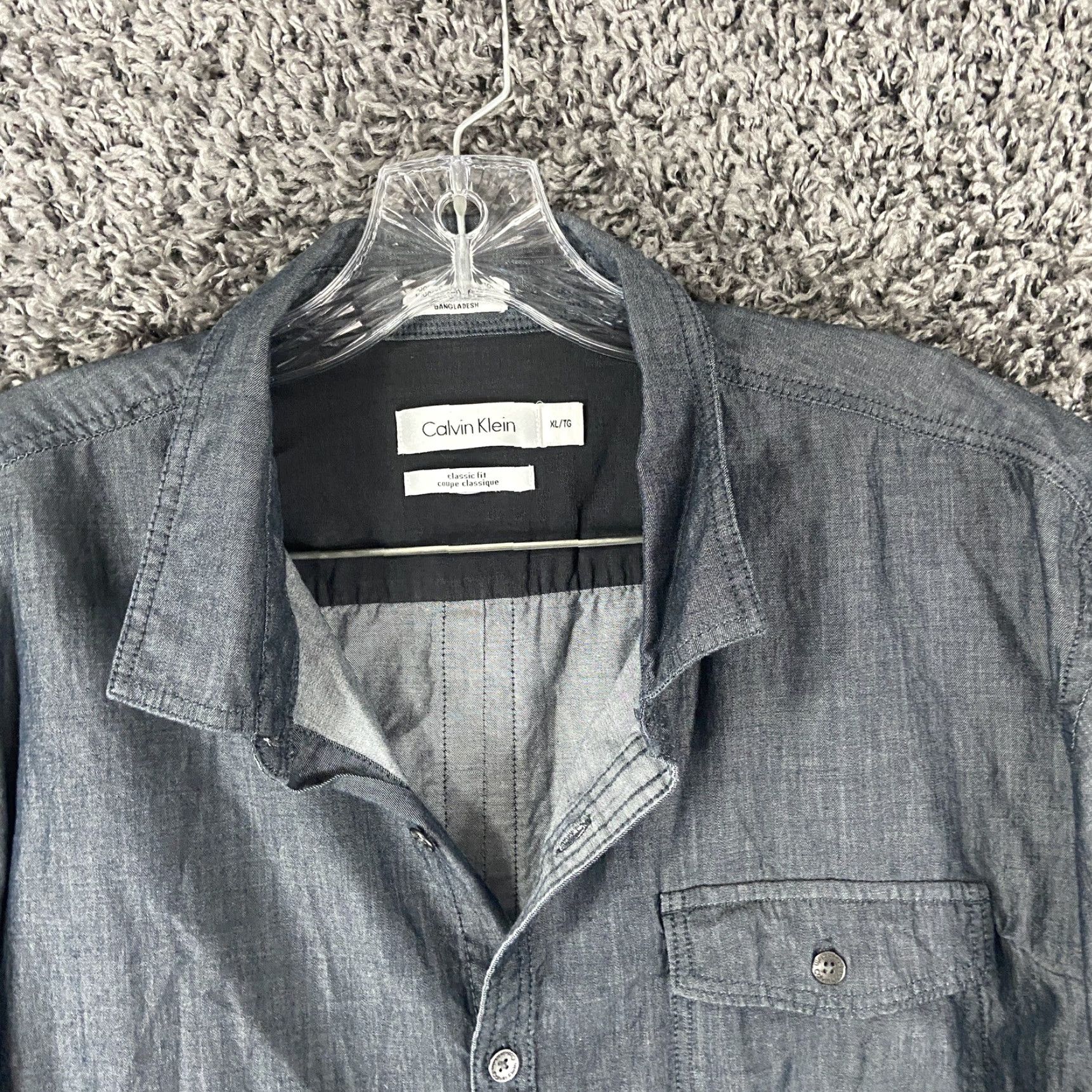 Calvin Klein Calvin Klein Button-Up Shirt Gray Short Sleeve Men XL Classic Fit Size US 36 / EU 52 - 6 Thumbnail