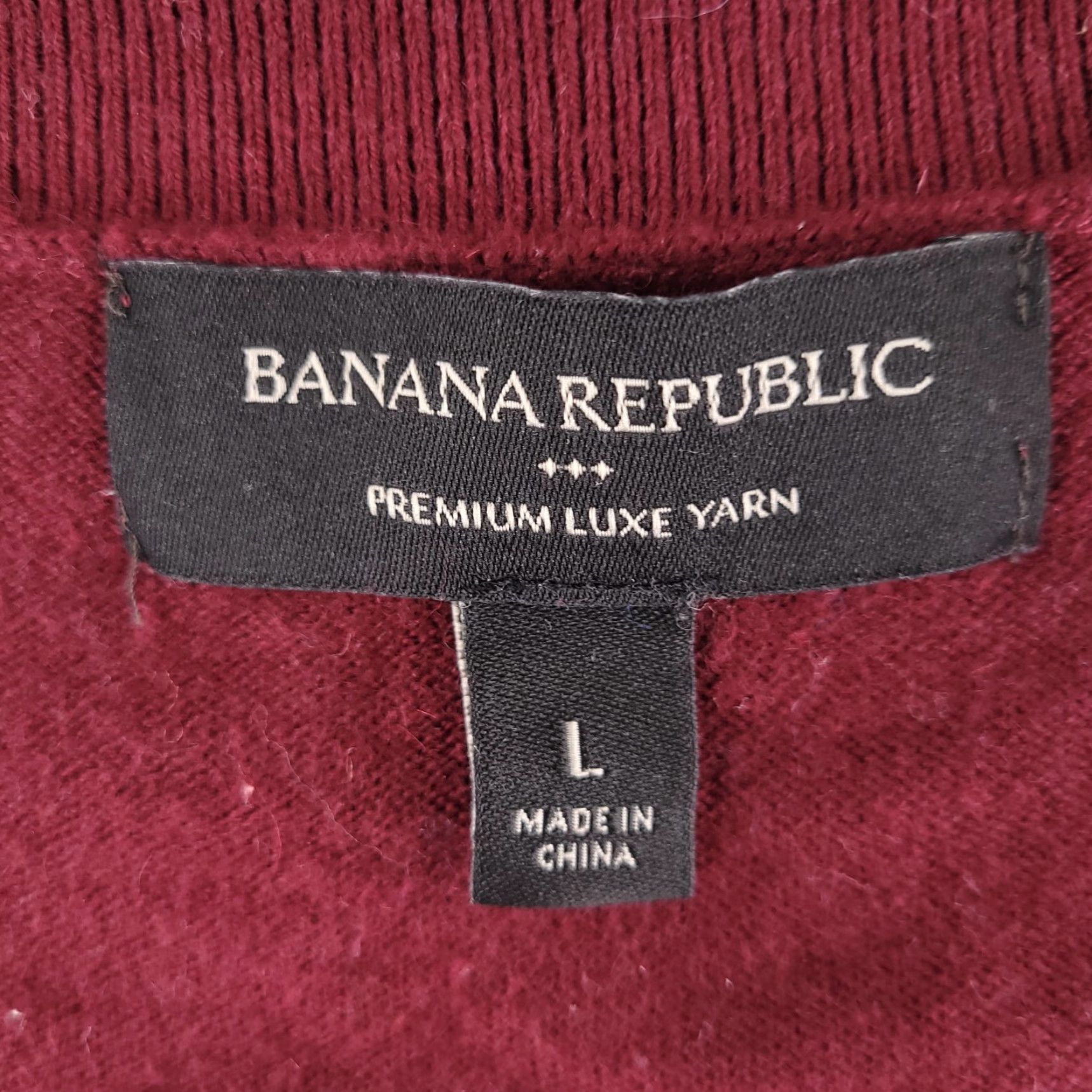 Banana Republic V Neck Sweater Banana Republic Womens Large Red Cotton Cashmere Blend Luxe Yarn Size L / US 10 / IT 46 - 3 Thumbnail
