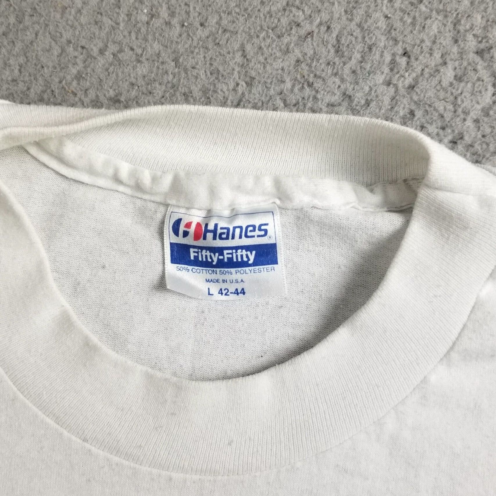 Vintage Revlon Shirt Mens Large Extra Large XL Vintage Charlie White Perfume Promo Size US L / EU 52-54 / 3 - 2 Thumbnail