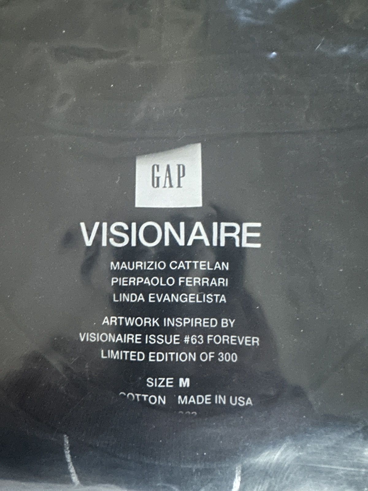 Gap × Visionaire Publications VISIONAIRE x GAP T-SHIRT MAURIZIO CATTELAN LINDA EVANGELISTA Size US M / EU 48-50 / 2 - 2 Thumbnail