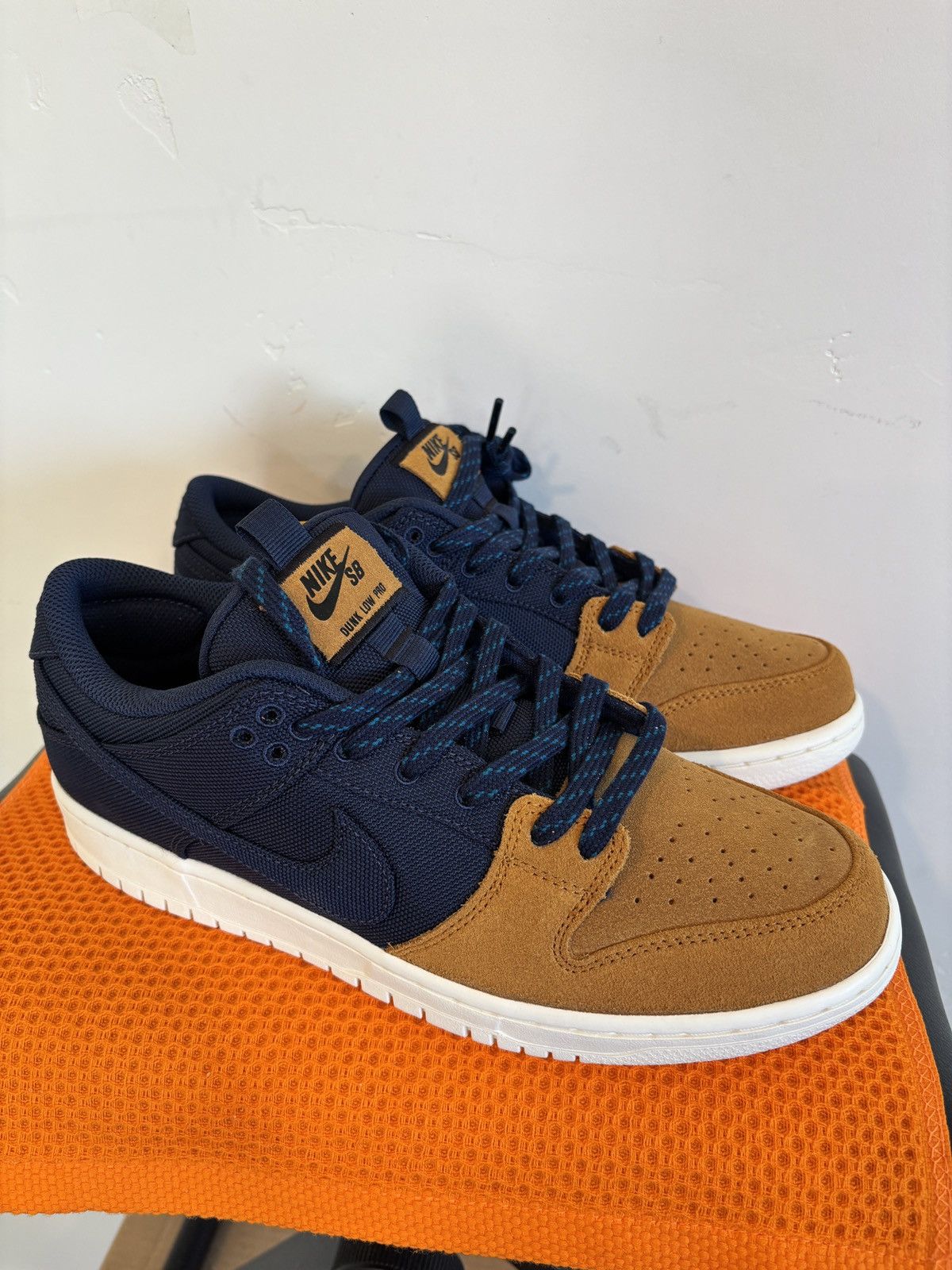 Nike Nike SB Dunk Low 90s Backpack Size US 9.5 / EU 42-43 - 3 Thumbnail