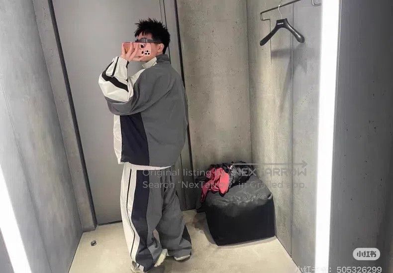 Balenciaga Balenciaga White and grey tech fabric distressed destructi Size US 34 / EU 50 - 7 Thumbnail