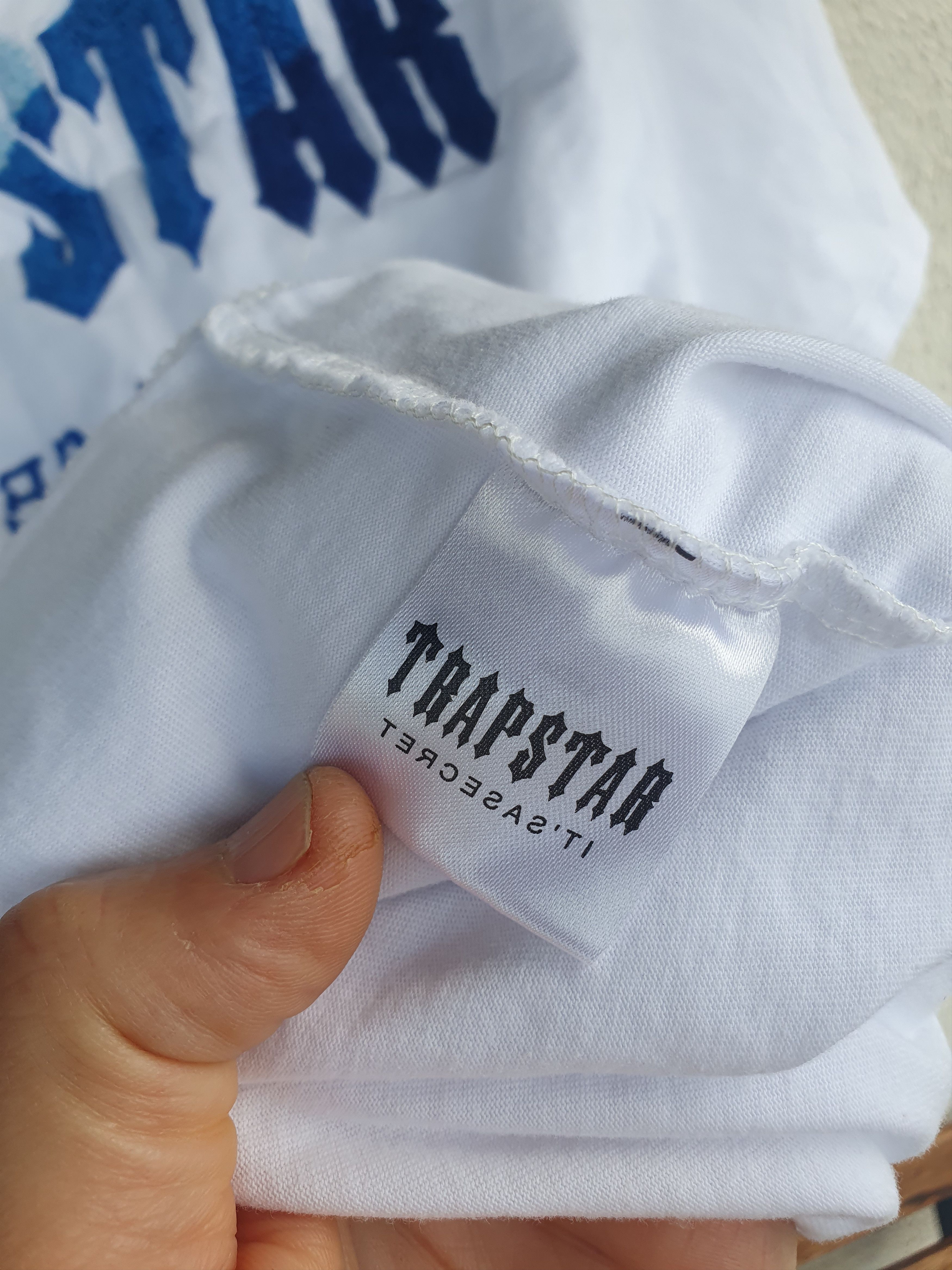 Trapstar London Trapstar Chenille Decoded Ice White t-shirt sz M Size US M / EU 48-50 / 2 - 8 Thumbnail