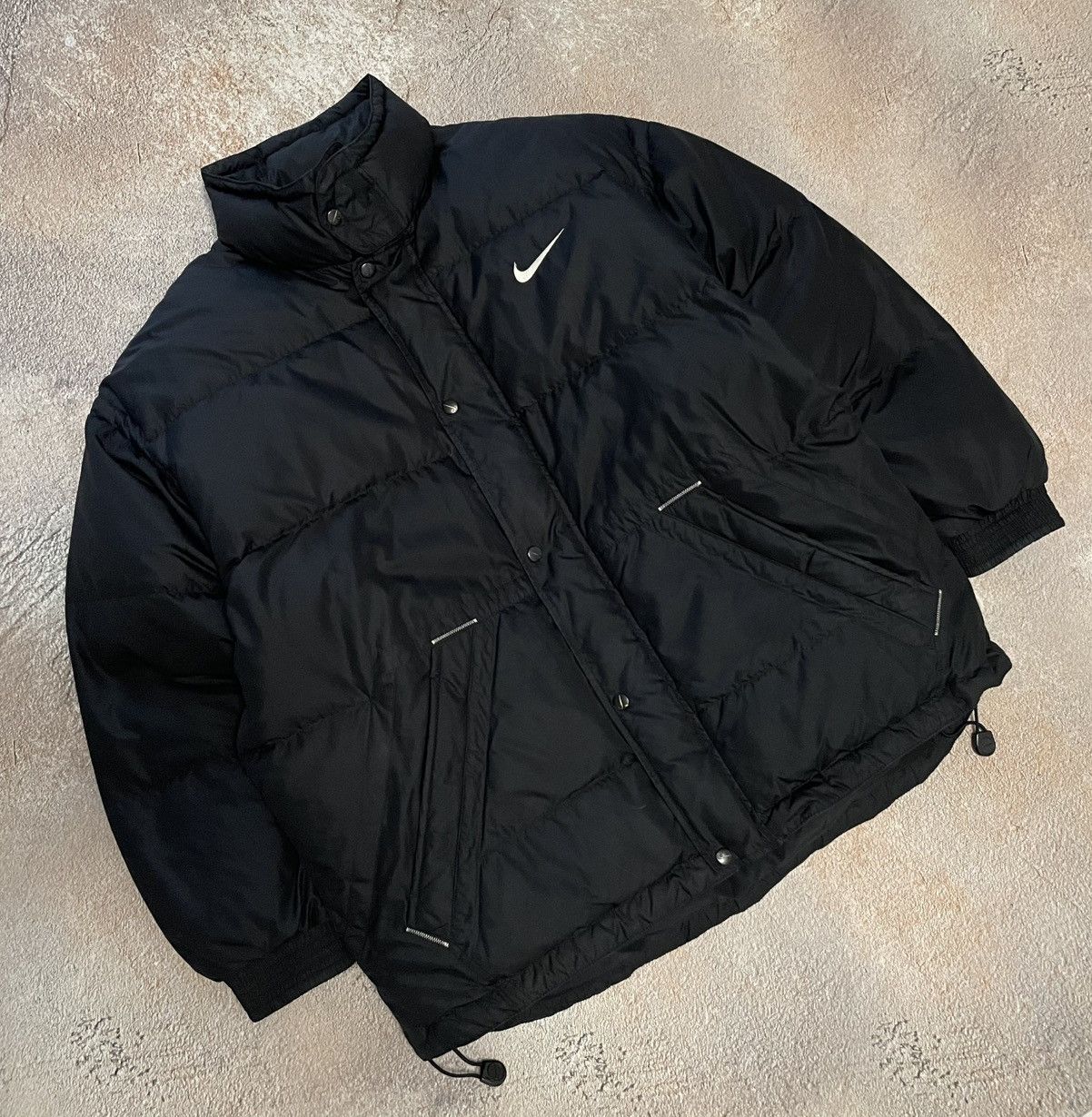 Nike Vintage Nike Big Swoosh Black Baggy Puffer Jacket Size US L / EU 52-54 / 3 - 3 Thumbnail