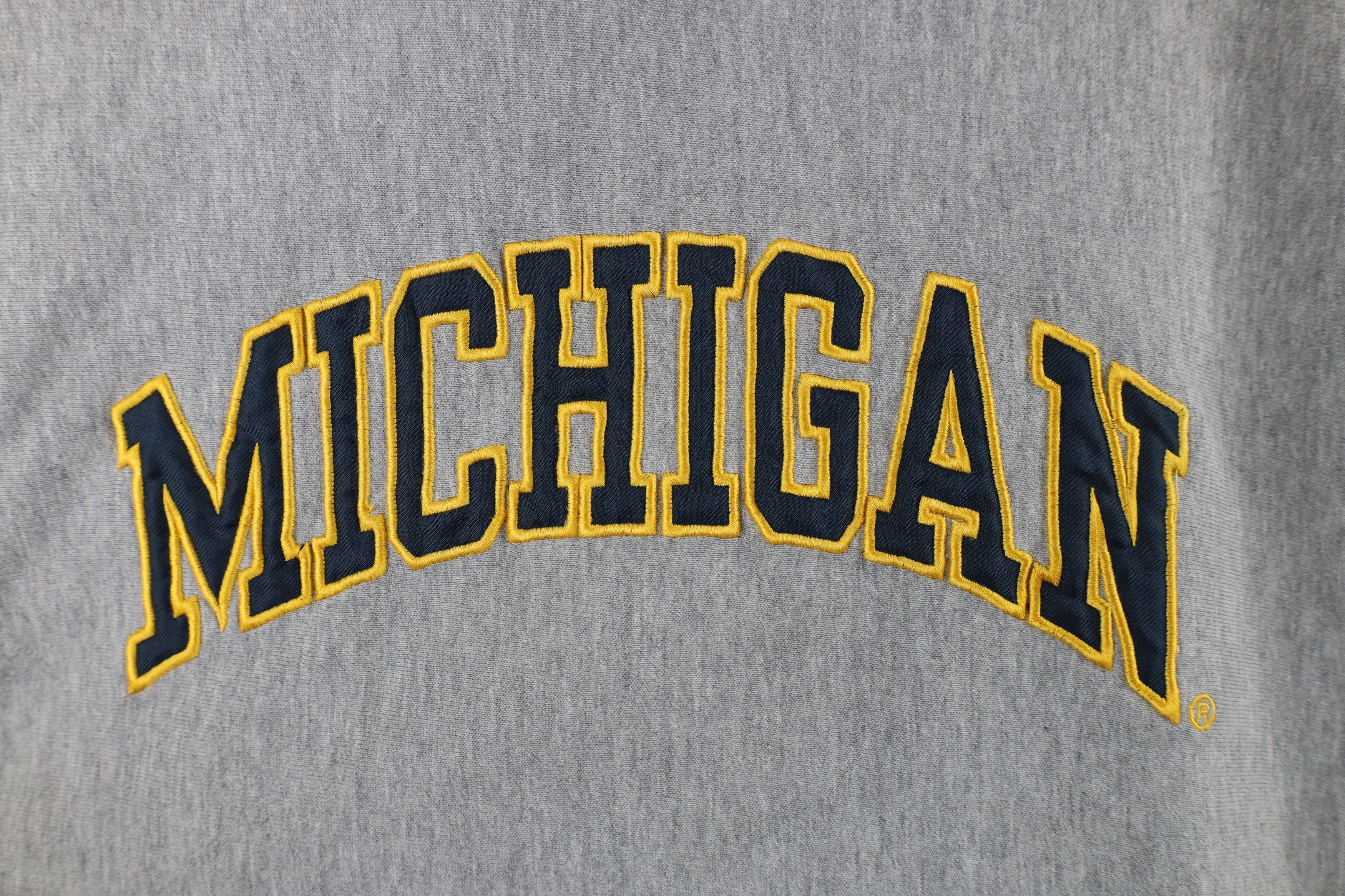 Vintage Vintage 90s University of Michigan Heavyweight Hoodie Gray Size US M / EU 48-50 / 2 - 4 Thumbnail