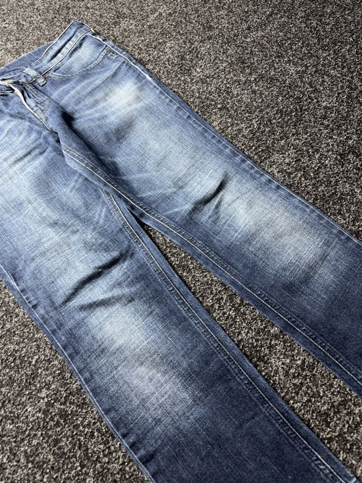 Diesel Luxury 00s Diesel LIV Jeans Distressed Y2K Wash Denim Size 30" / US 8 / IT 44 - 4 Thumbnail