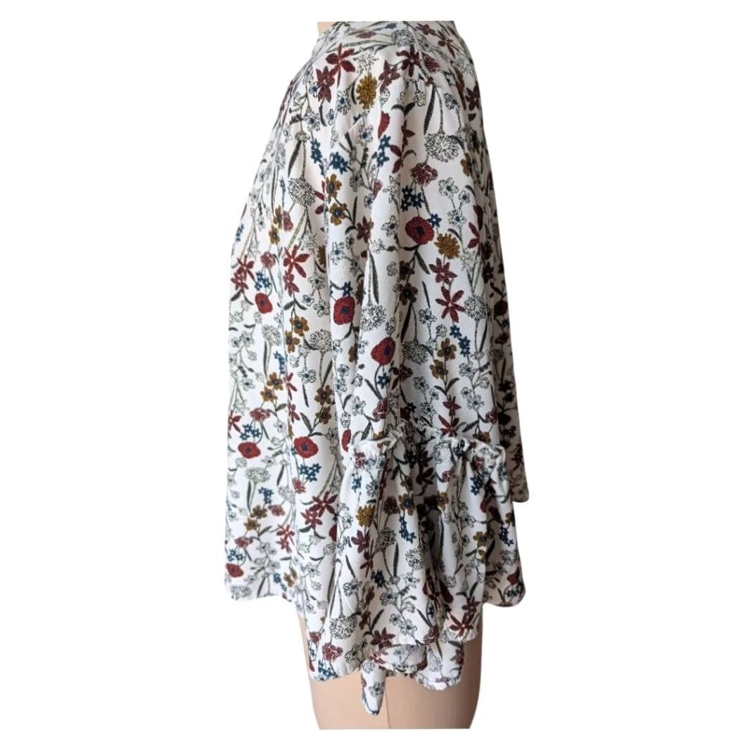 Bell Womens Blouse White Multicolor Floral Bell Sleeve Boat Neck Tiered Relaxed Fit US Made S Size S / US 4 / IT 40 - 3 Thumbnail