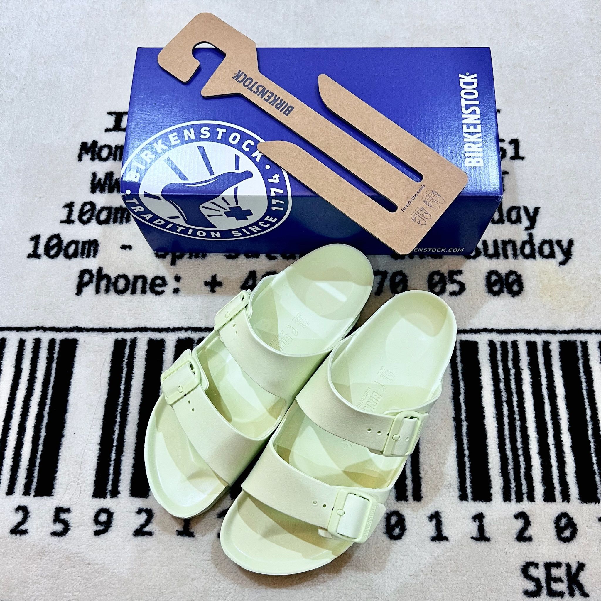 Birkenstock Birkenstock Arizona EVA Rubber Strap Sandal - Faded Lime. Size US 11 / IT 41 - 1 Thumbnail