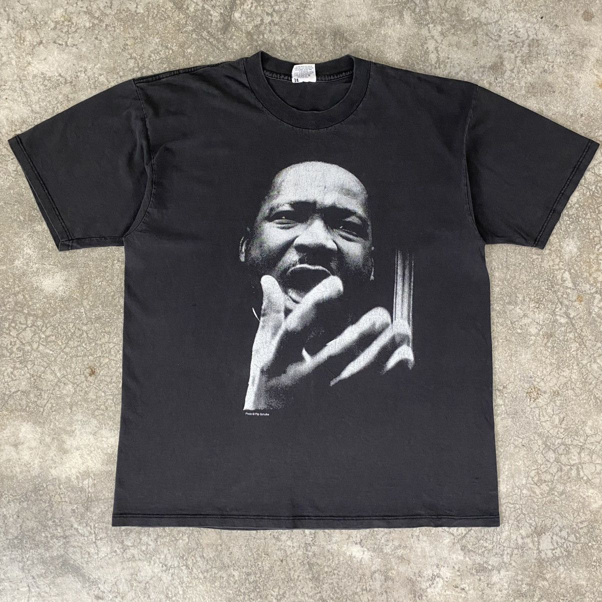Rap Tees Vintage 1997 MLK. Jr Civil Rights Movement Portrait Rap Tee Size US XL / EU 56 / 4 - 2 Thumbnail