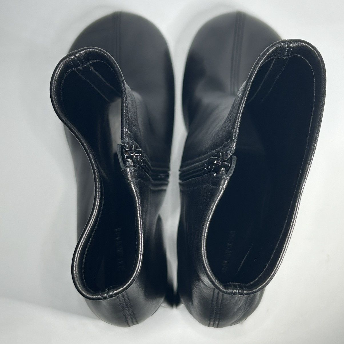 Balenciaga New Balenciaga Black Leather Glove Booties Size 38.5EU/8.5US Size US 8.5 / IT 38.5 - 4 Thumbnail