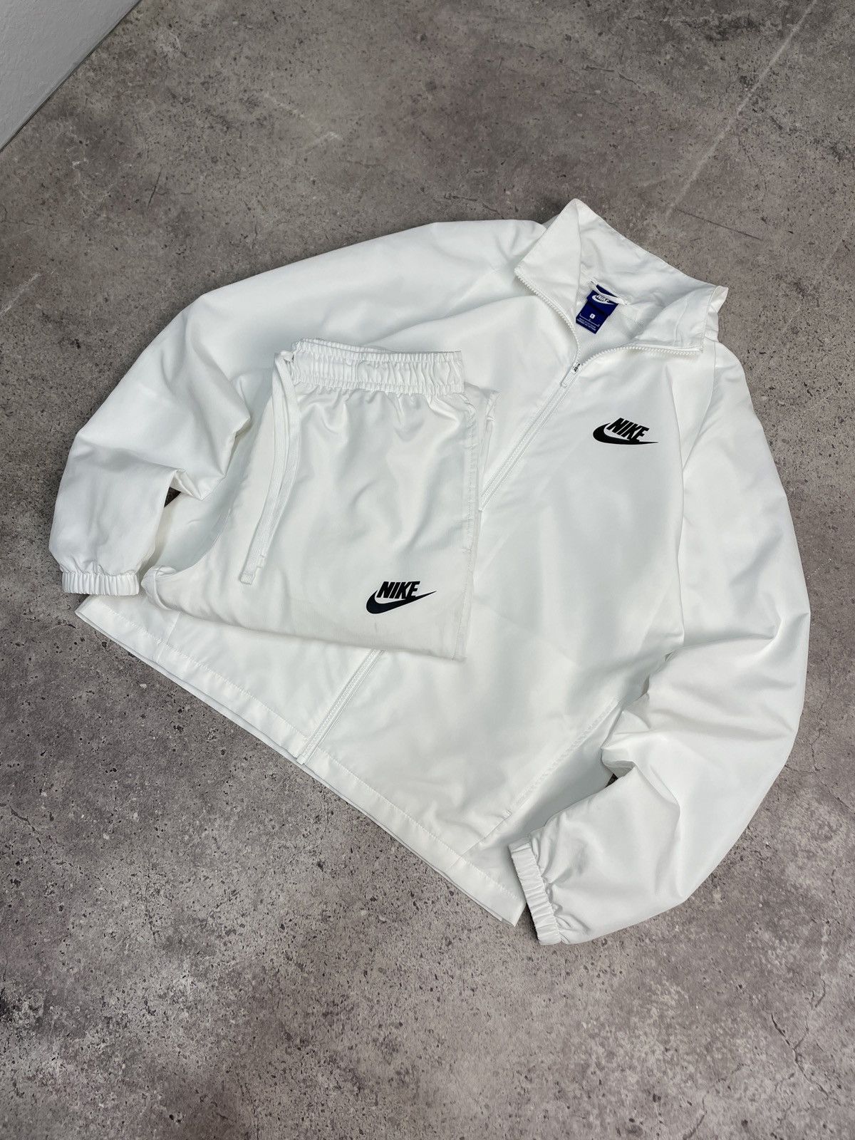 Nike Vintage Nike Tracksuit Nylon Jacket Pants Set Y2K Drill 00s Size US L / EU 52-54 / 3 - 5 Thumbnail